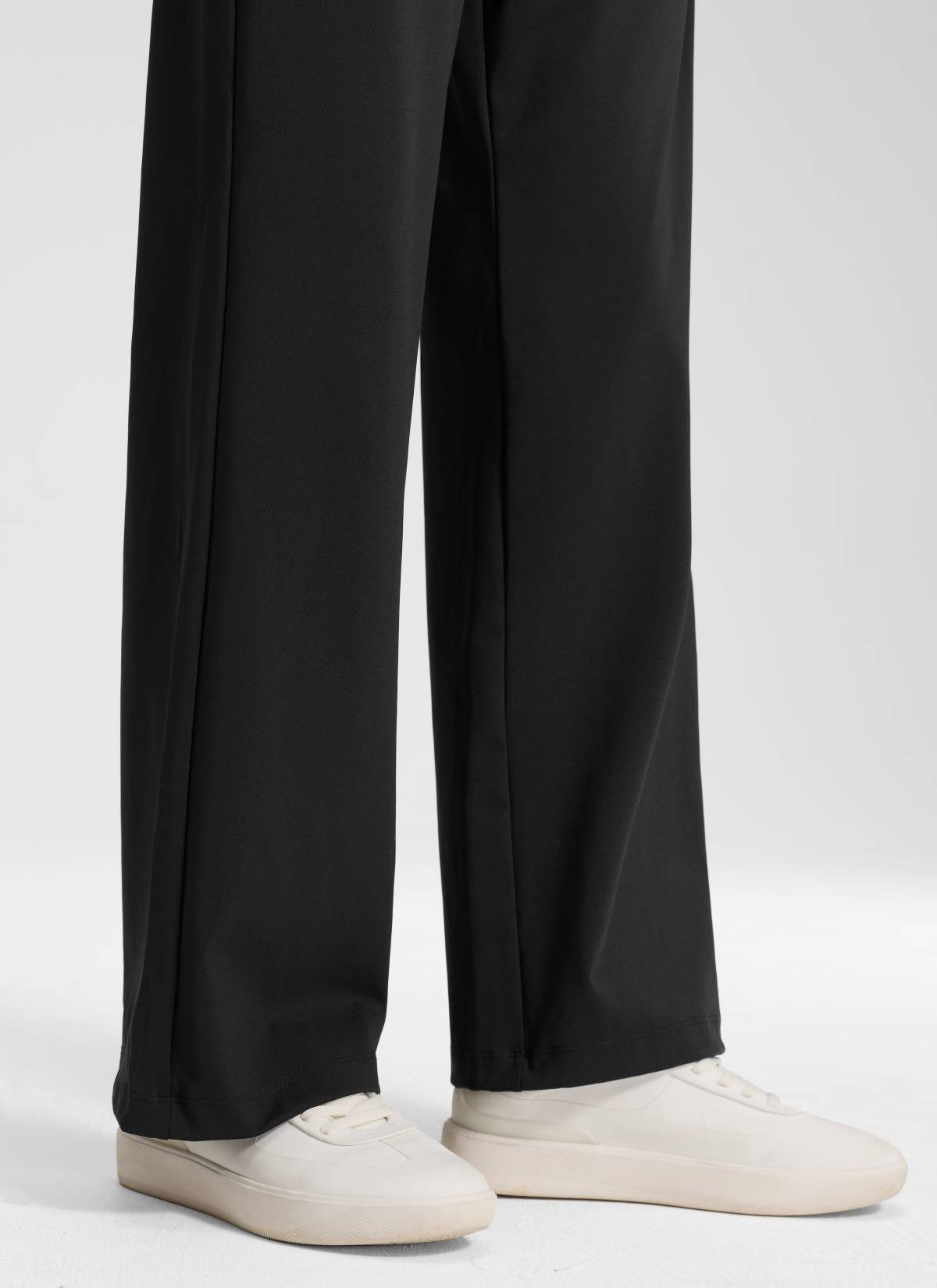 Walk the City Pocket Straight Leg Pant 30"