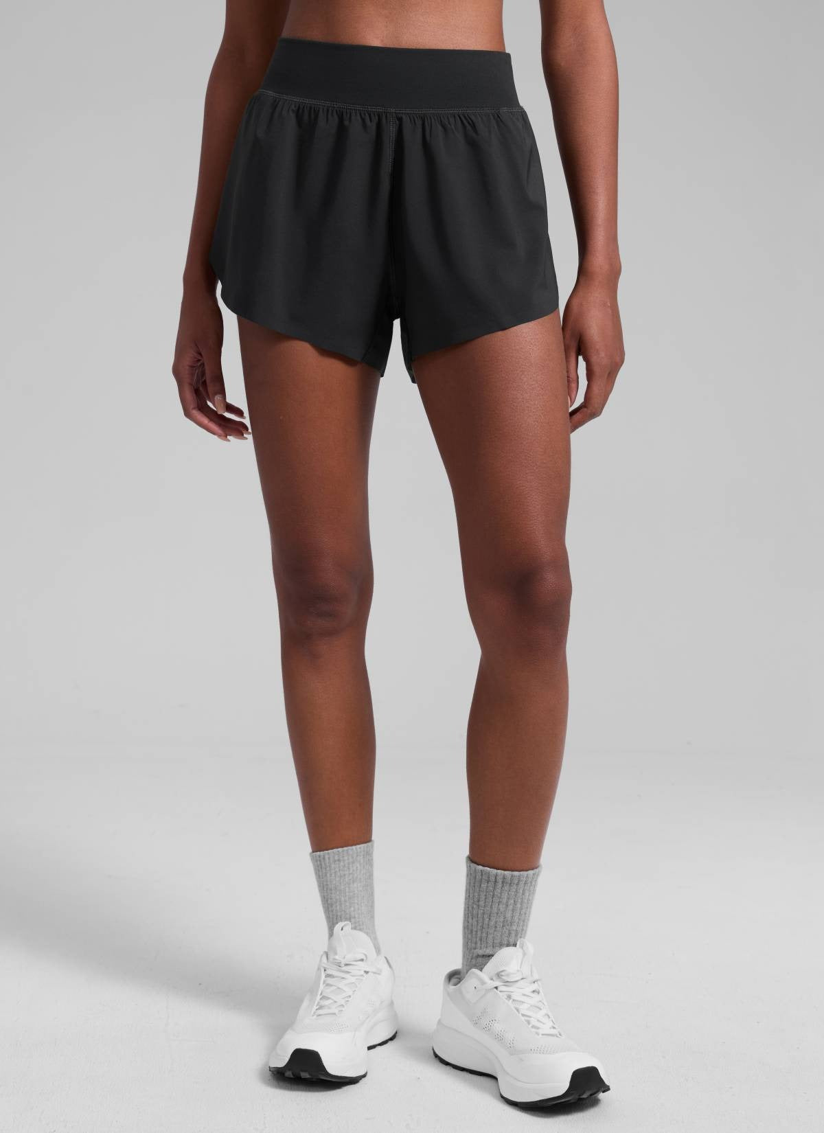 Feathery-Fit Soft Dolphin Lined Shorts 3''