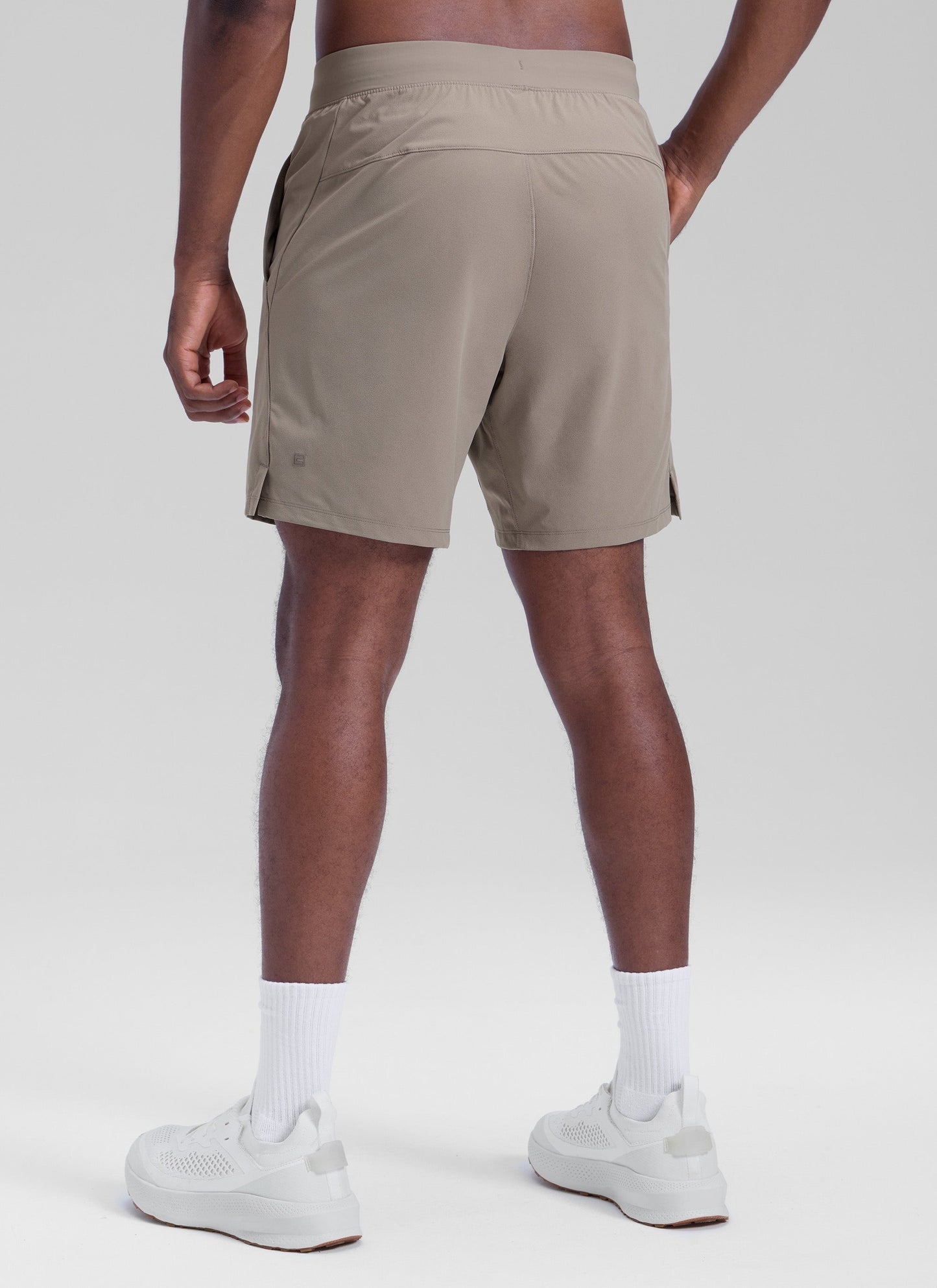 Motion Linerless Pocket Workout Shorts 7"