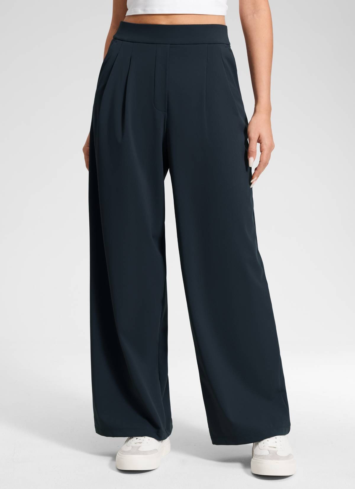 Walk the City Pocket Wide Leg Pant 29"