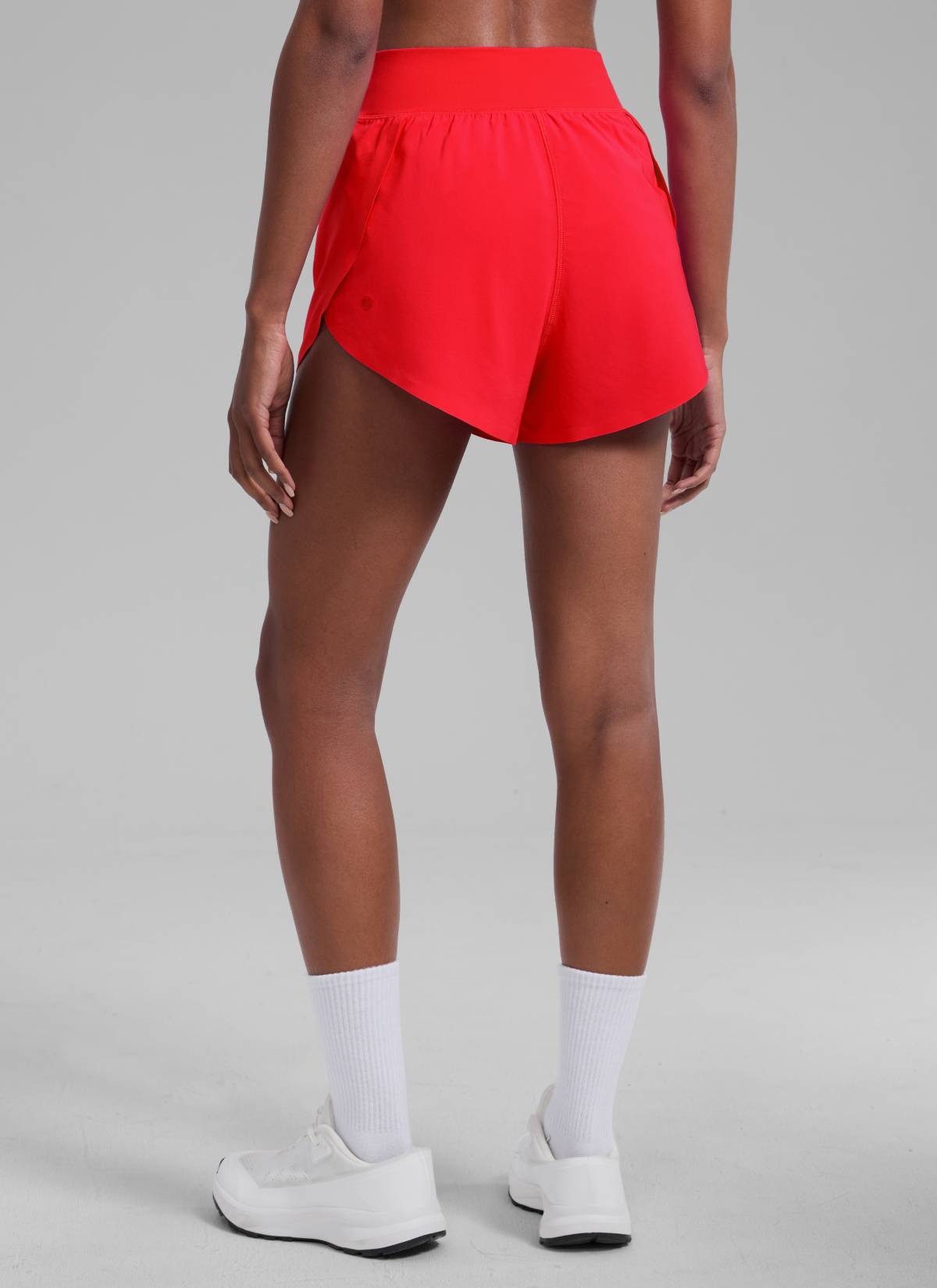 Feathery-Fit Soft Dolphin Lined Shorts 3''