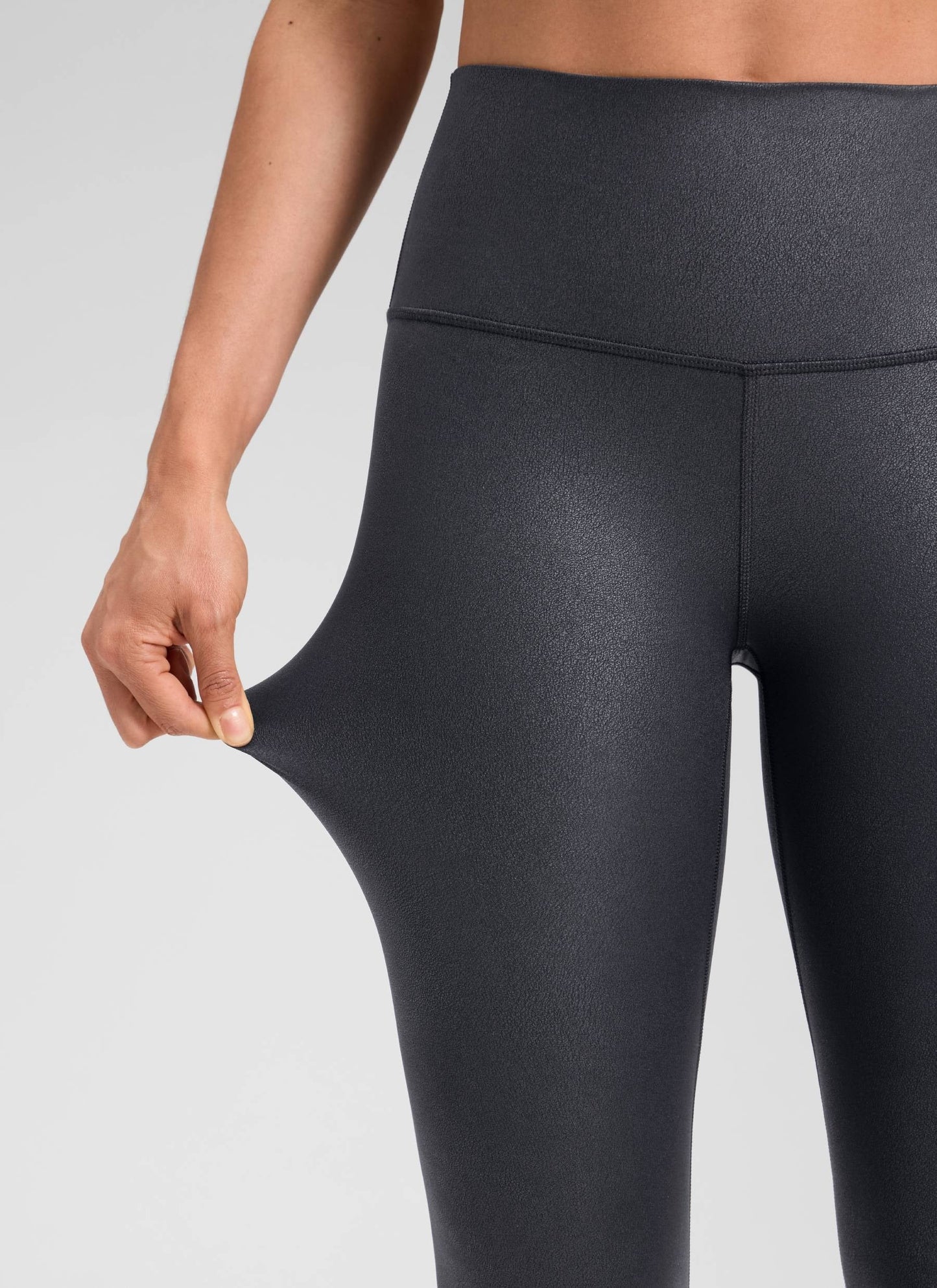 Matte Faux Leather Legging 28''