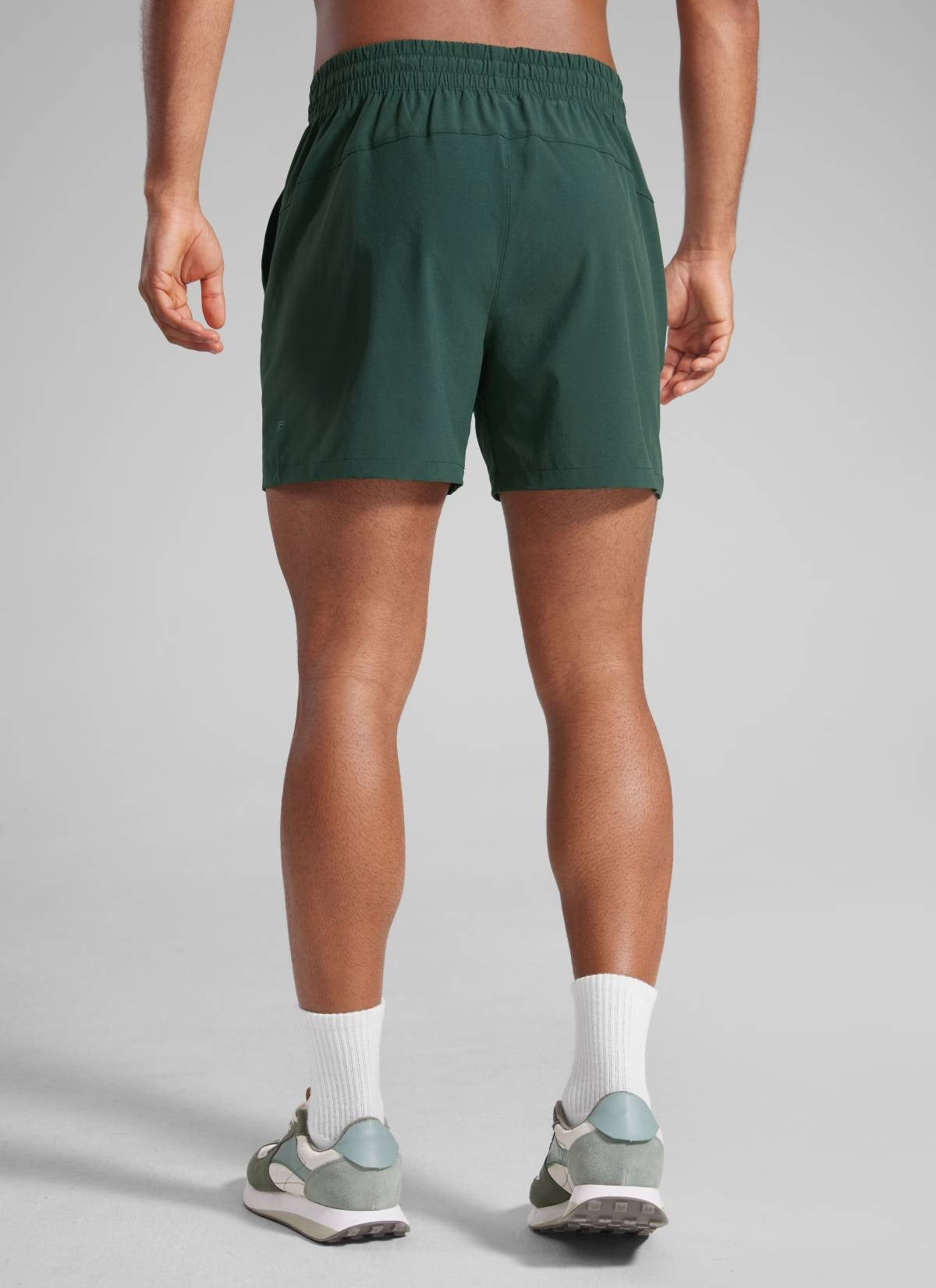 Feathery-Fit Workout Shorts 5''- Linerless