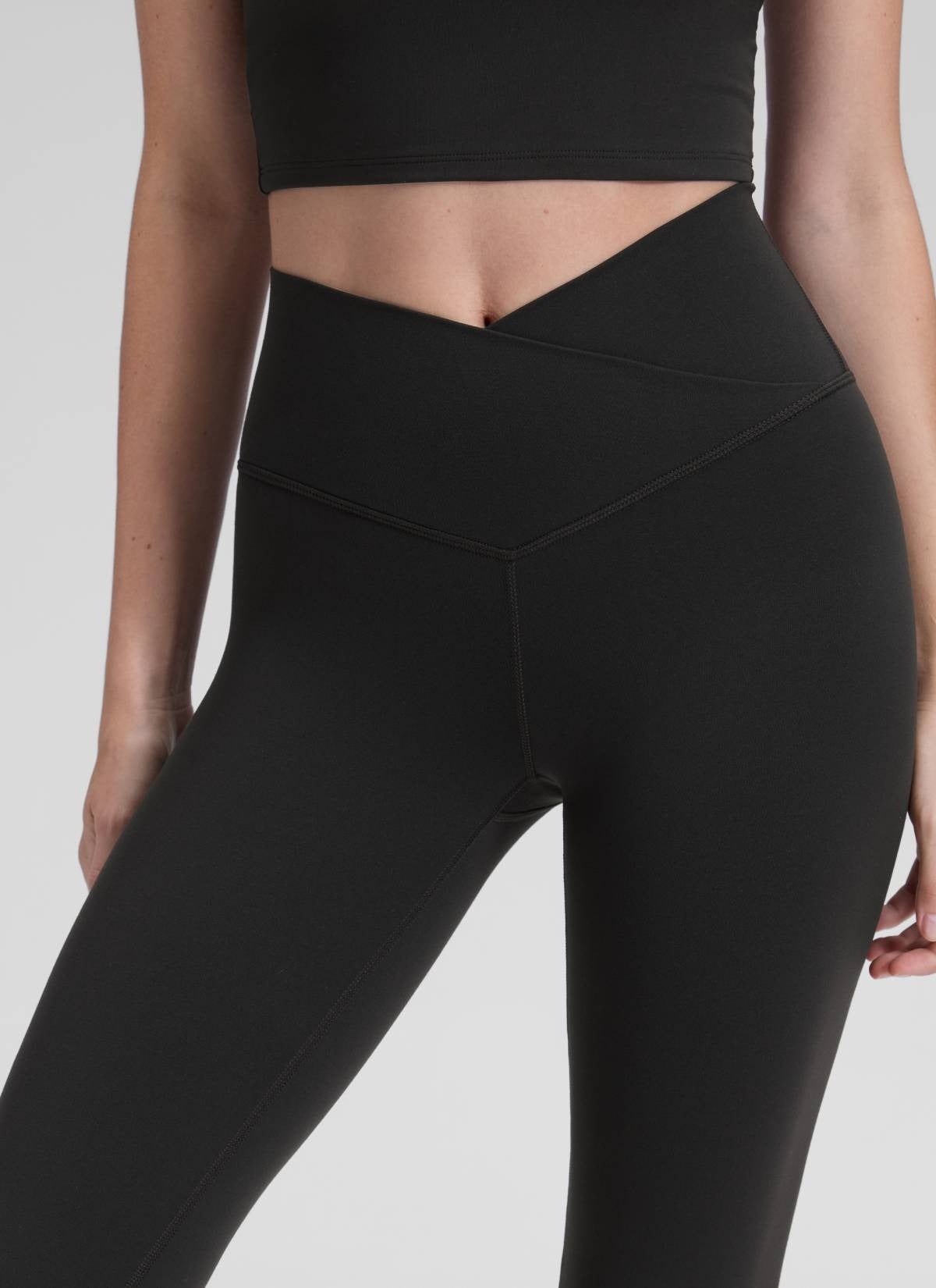 Butterluxe Crossover Flare Legging 31''
