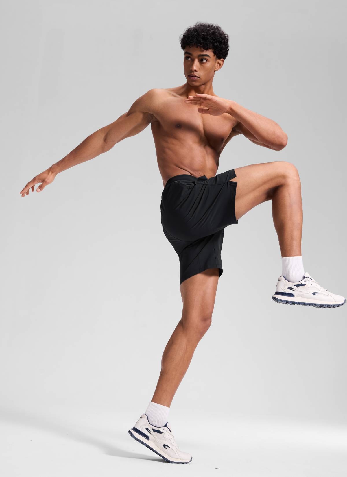 Motion Linerless Pocket Workout Shorts 7"