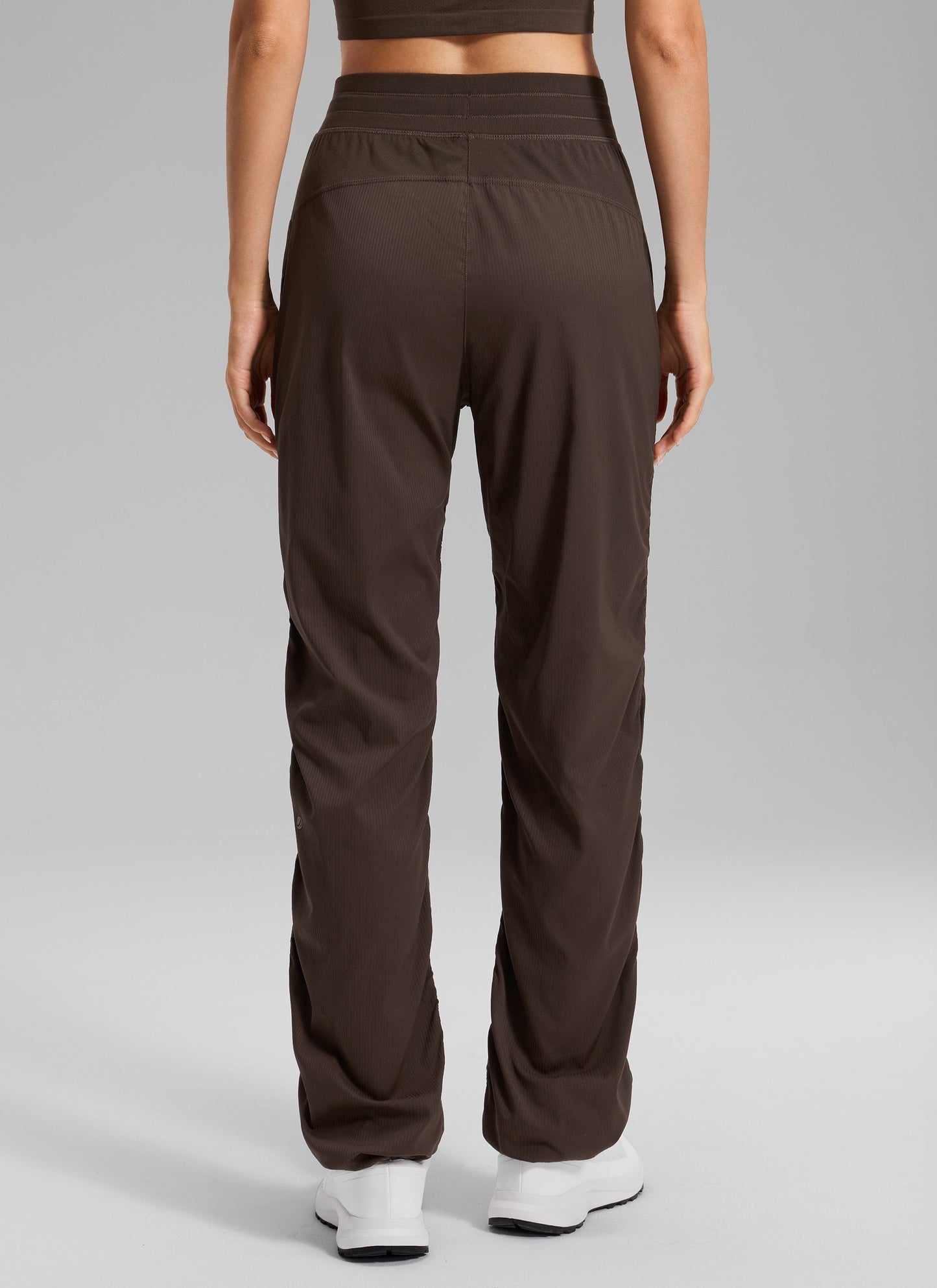 Lightweight Straight Leg Pocket Pant 32"
