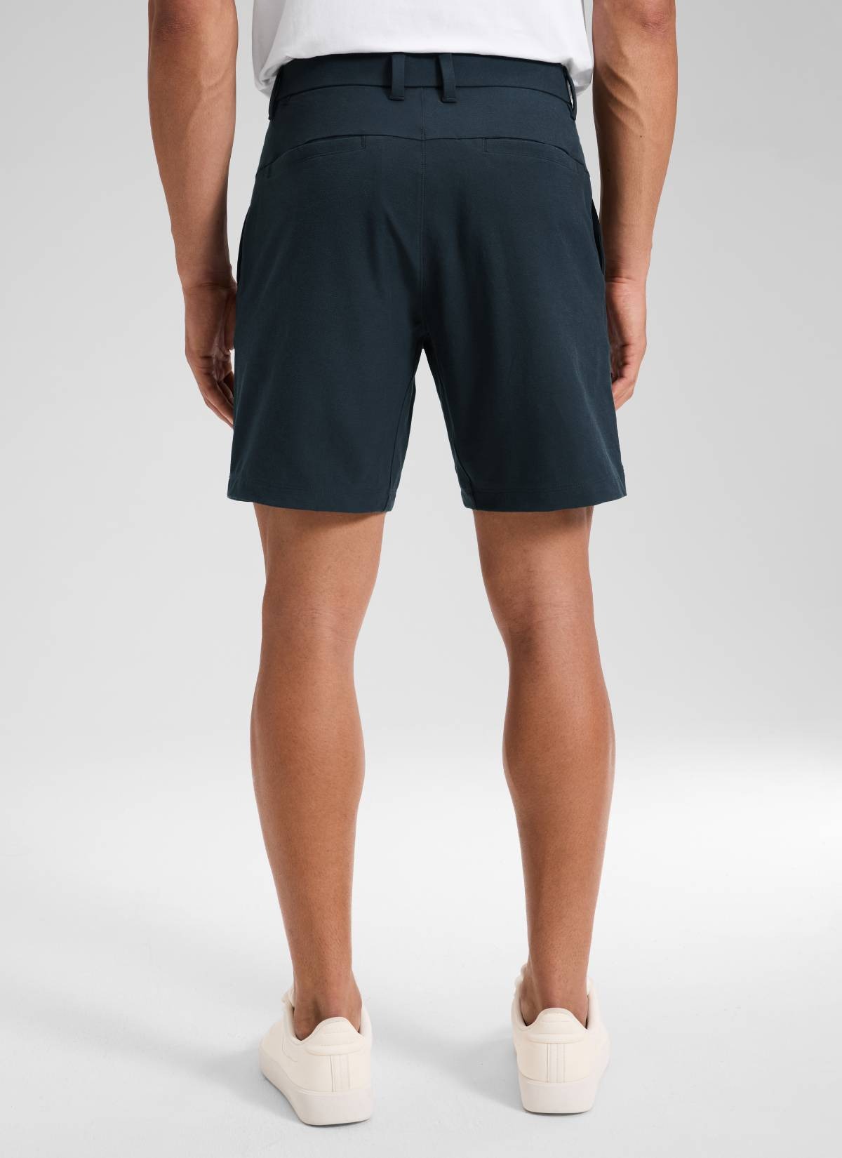 Stretch Cotton Pocket Chino Shorts 7"