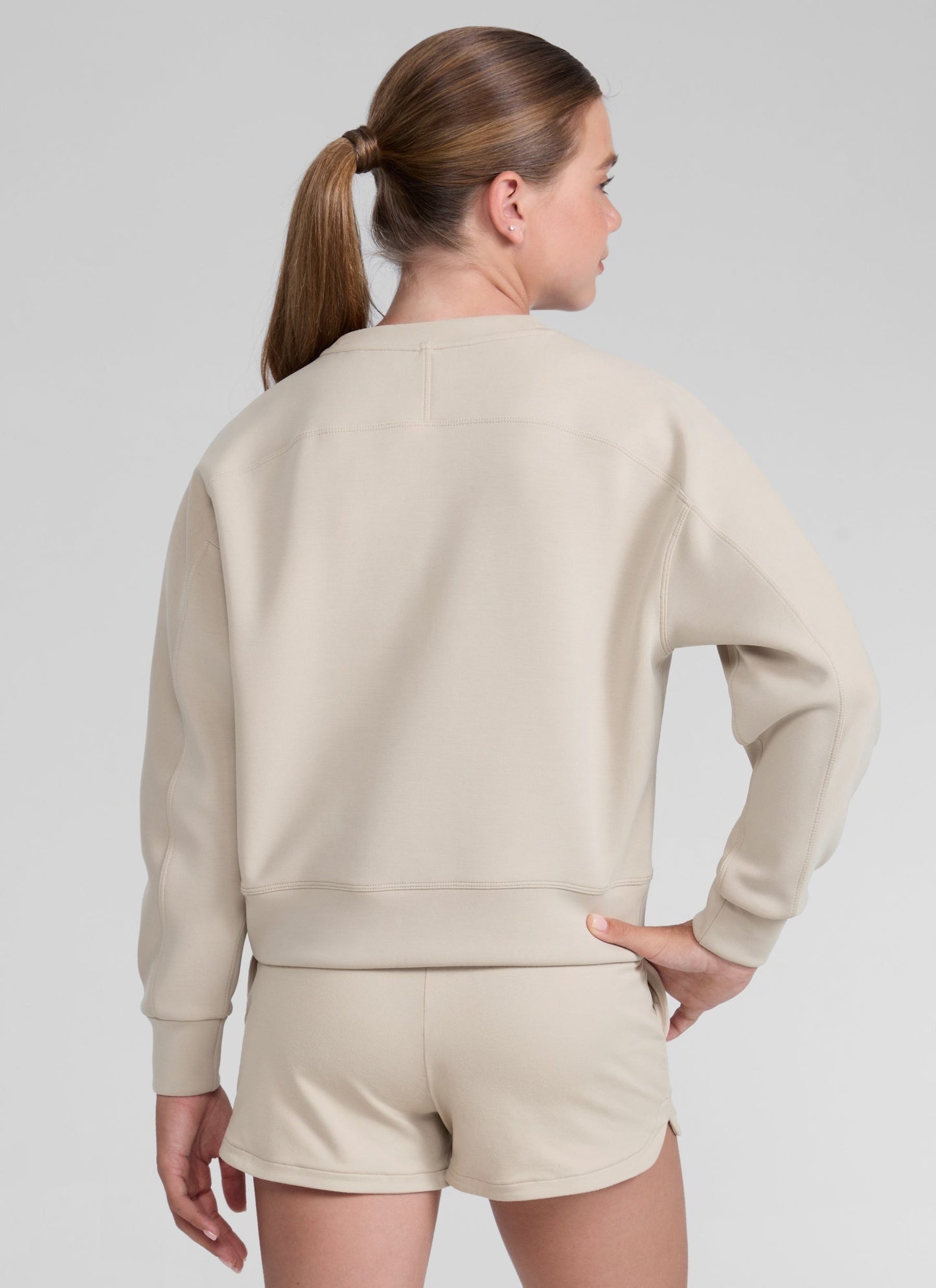 SoftAura Pullover Workout Sweatshirt