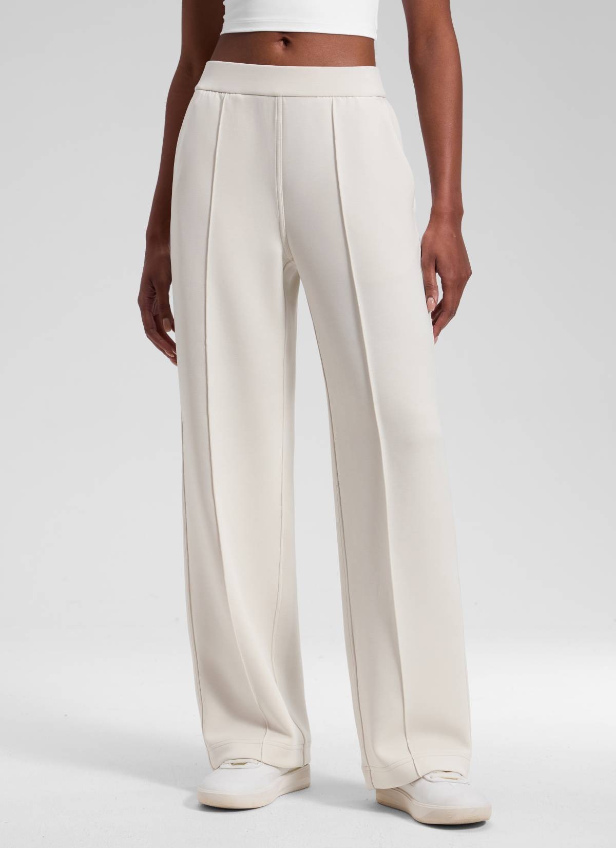 SoftAura Pintuck Straight Leg Sweatpant 30"