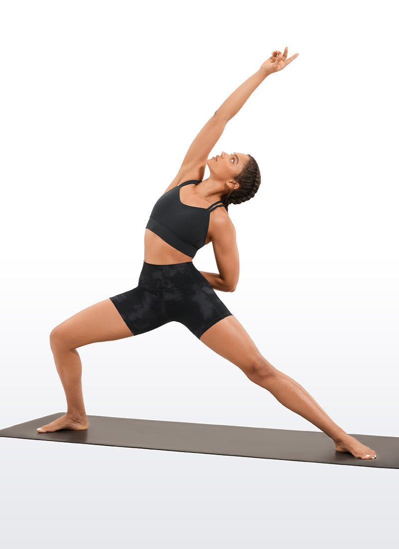 Nakedfeel Pocket Yoga Shorts 5''