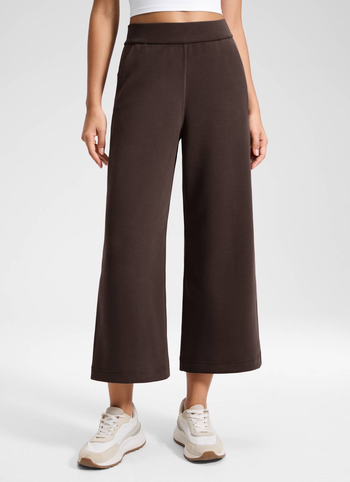 SoftAura Wide Leg Cropped Sweatpant 25"