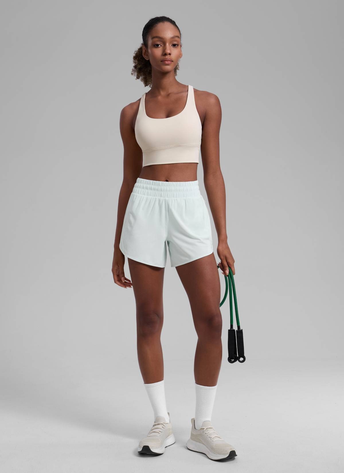 Feathery-Fit Soft Mid Rise Lined Shorts 5''