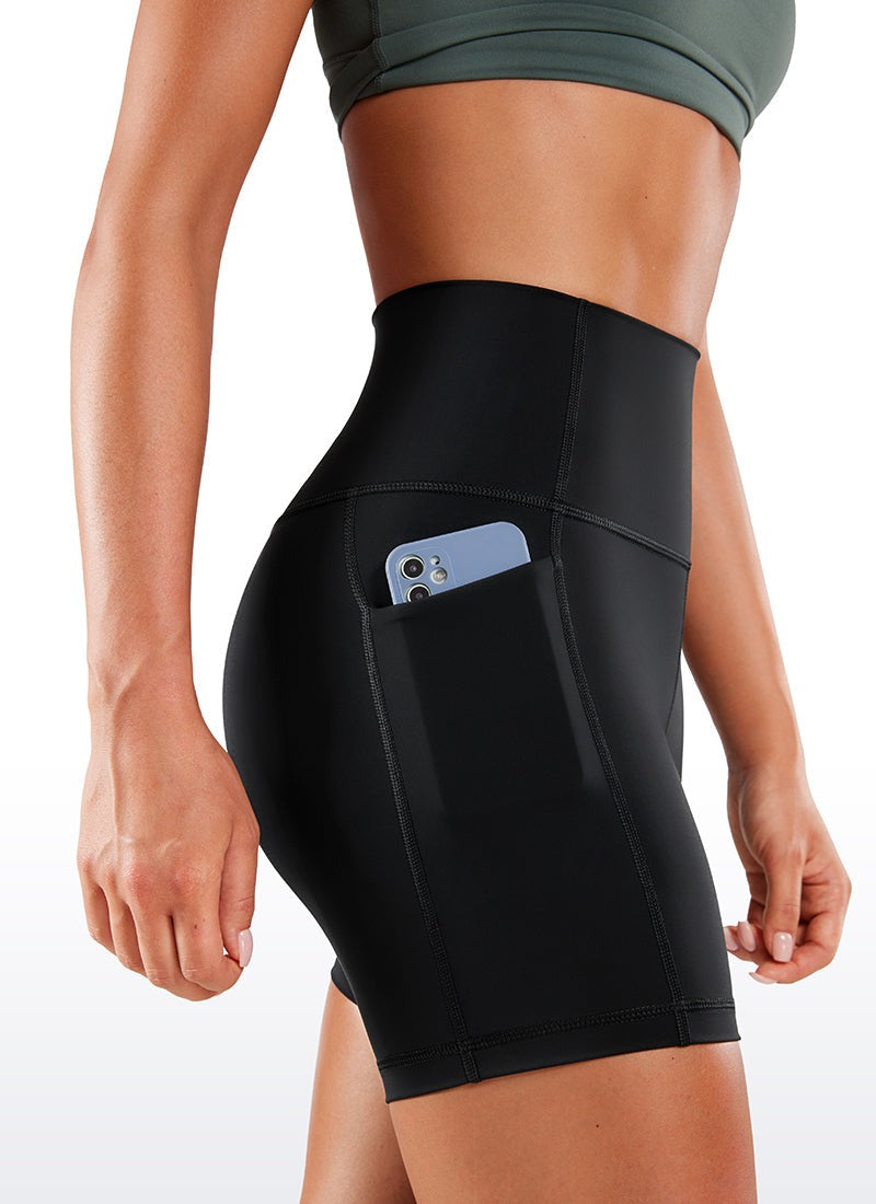 Nakedfeel Pocket Yoga Shorts 5''