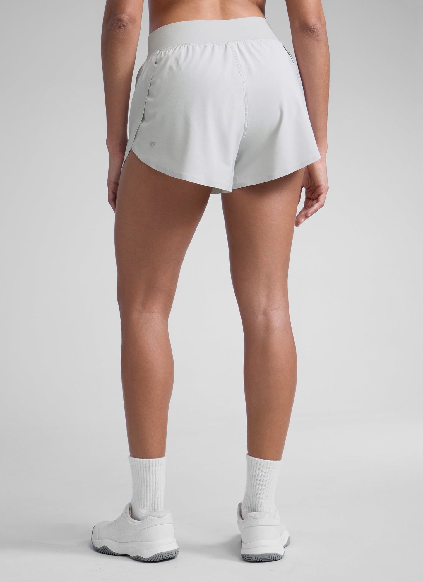 Feathery-Fit Soft Dolphin Lined Shorts 3''