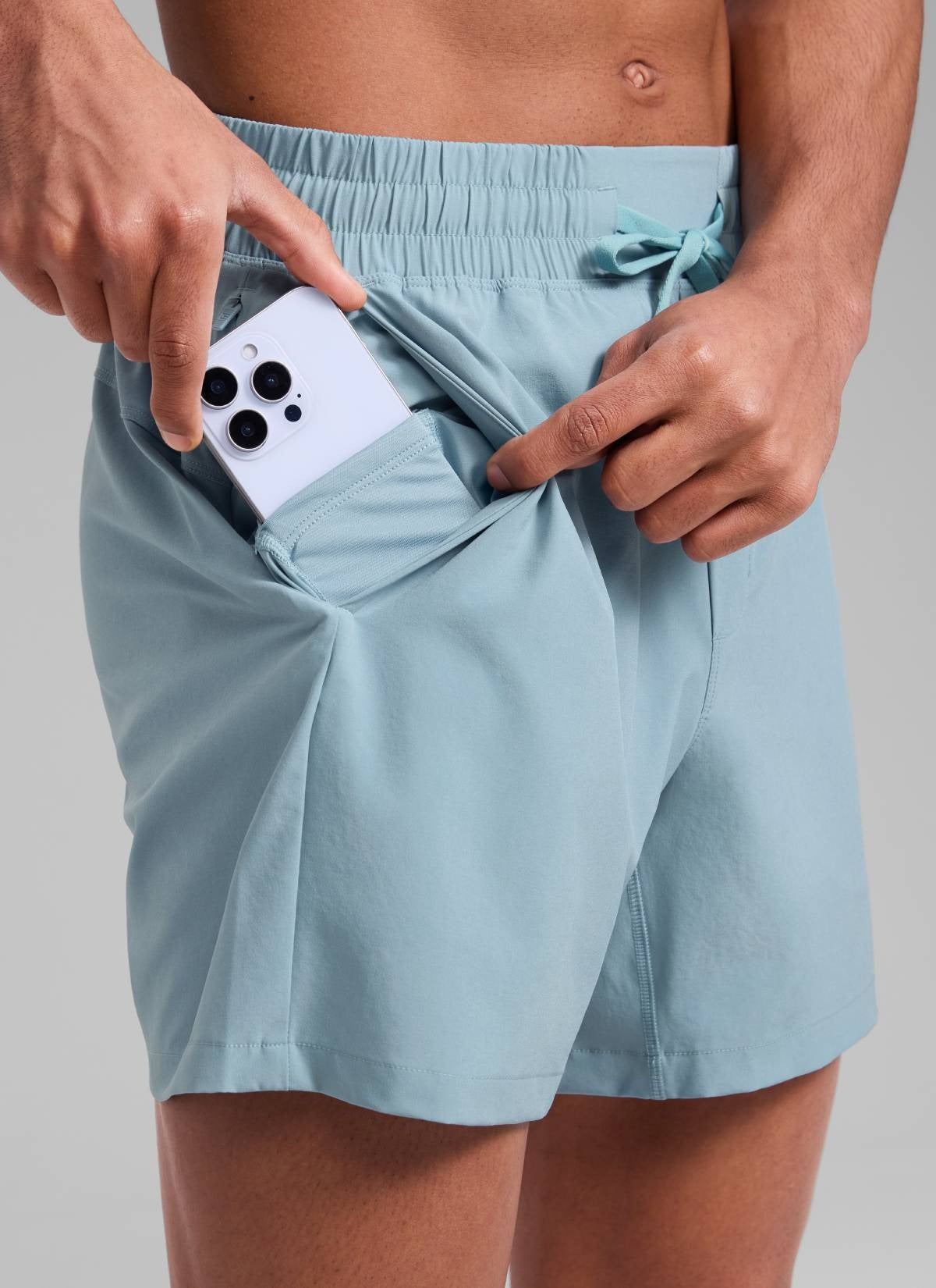 Feathery-Fit Workout Shorts 5''- Linerless