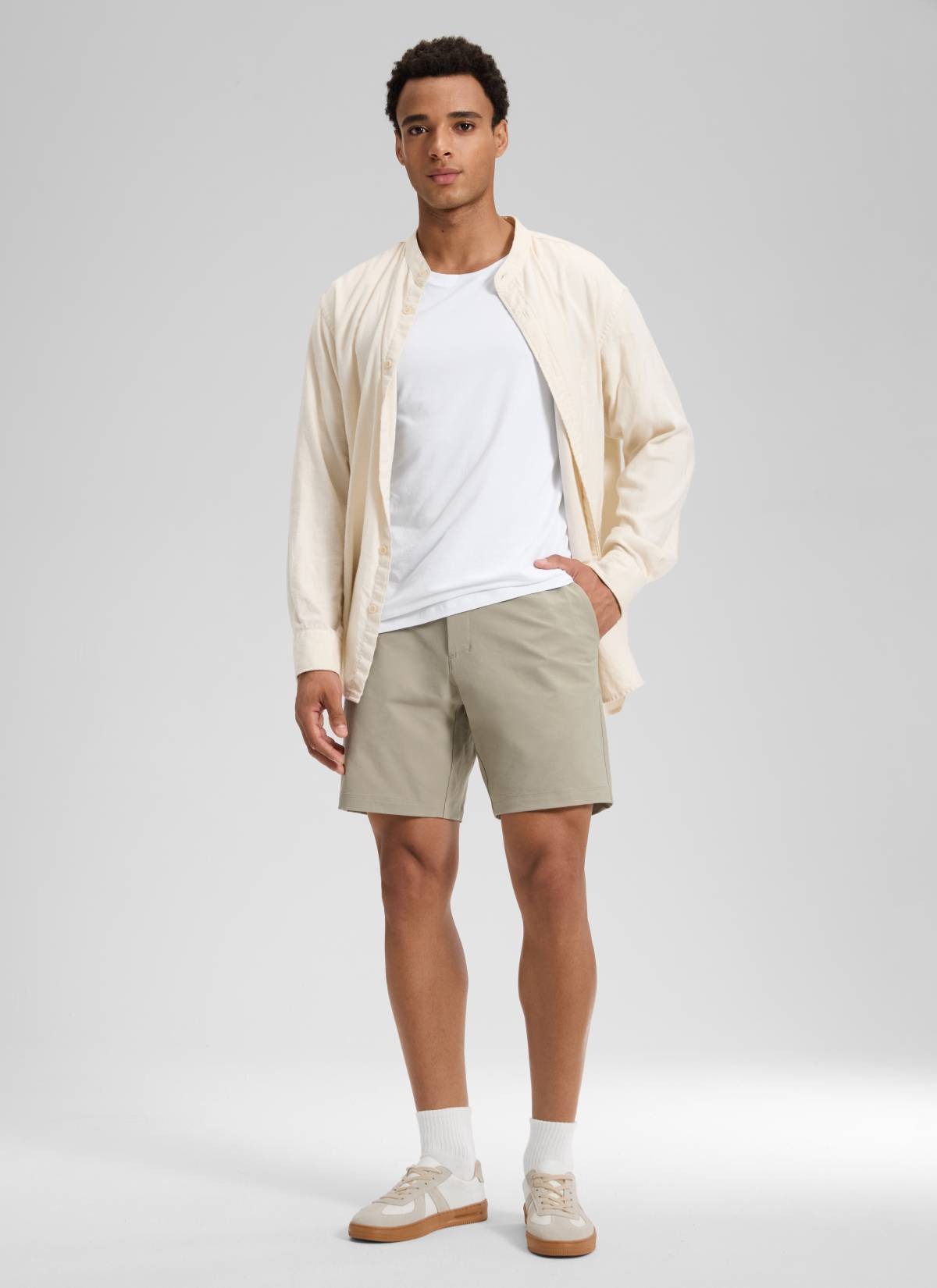 Stretch Cotton Pocket Chino Shorts 7"