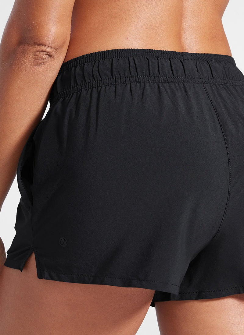 Mid Rise Side Splits Liner Pocket Shorts 3"