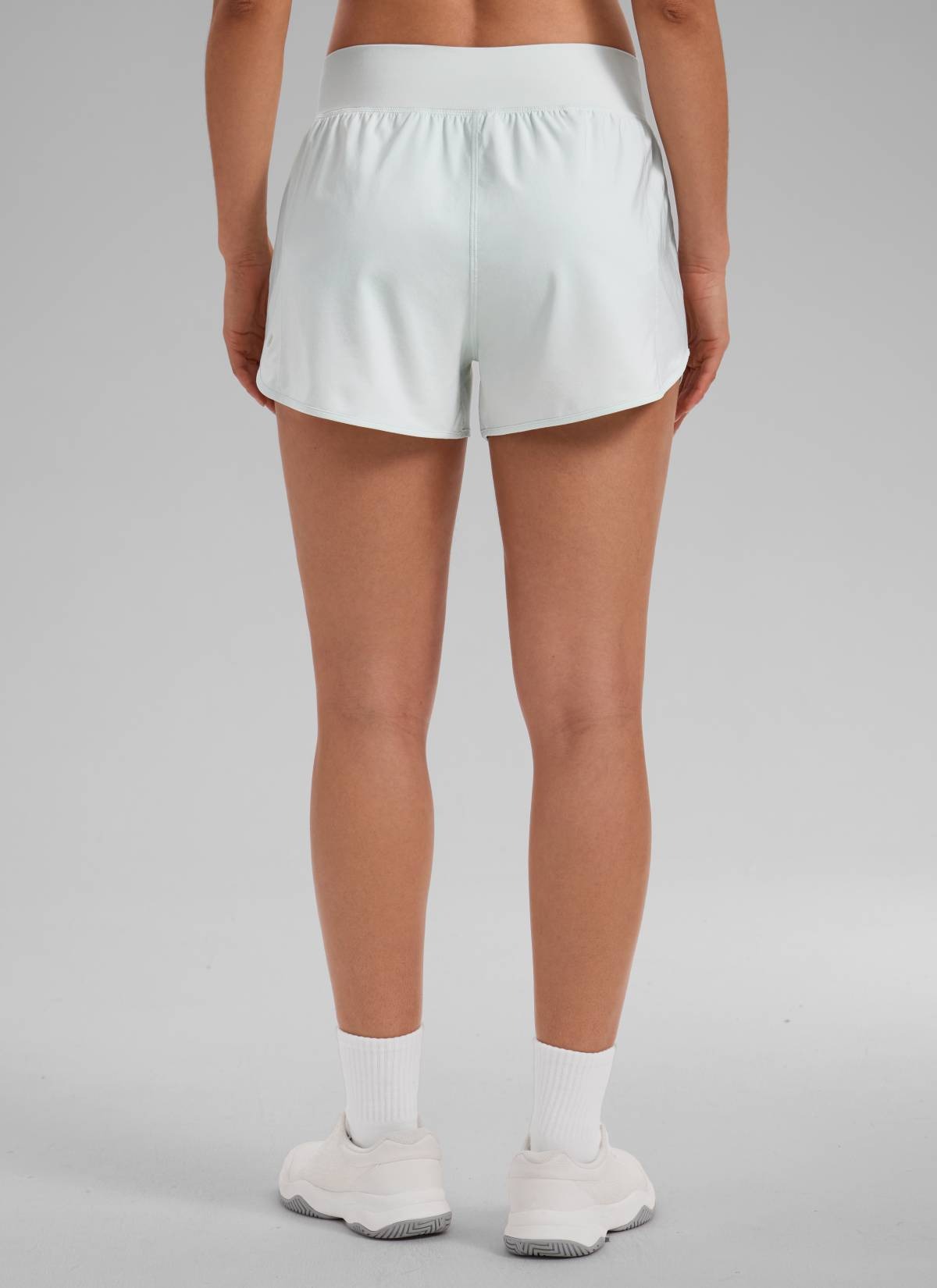 Feathery-Fit Soft Liner Zipper Pocket Shorts 3''