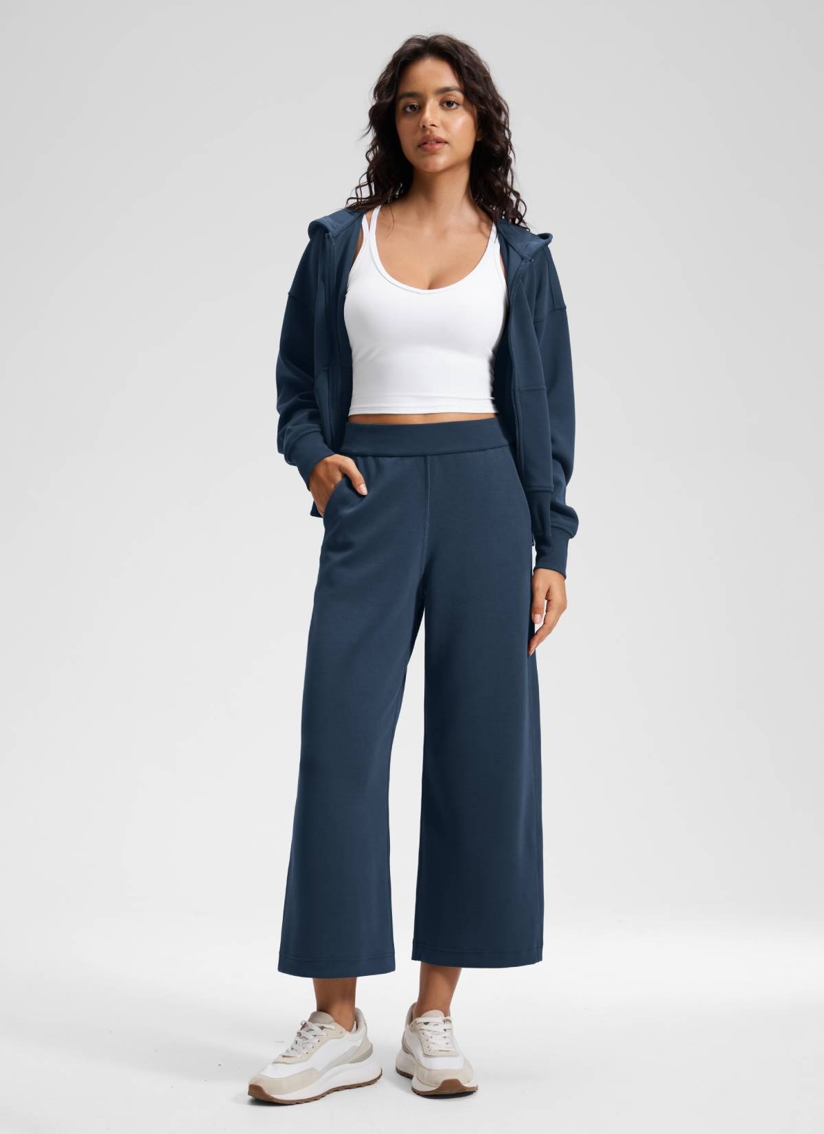 SoftAura Wide Leg Cropped Sweatpant 25"