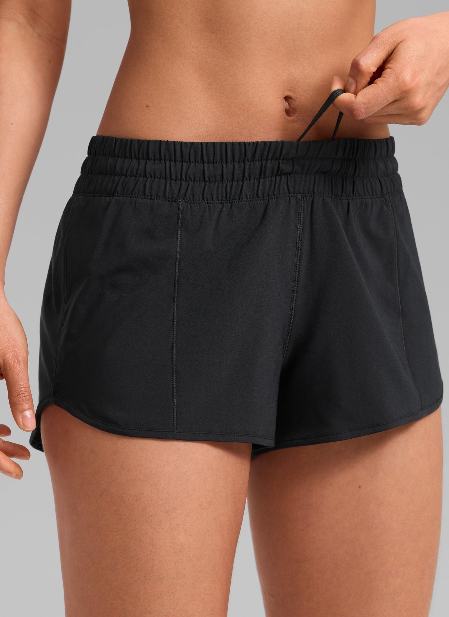 Feathery-Fit Soft Liner Zip Pocket Shorts 2.5''