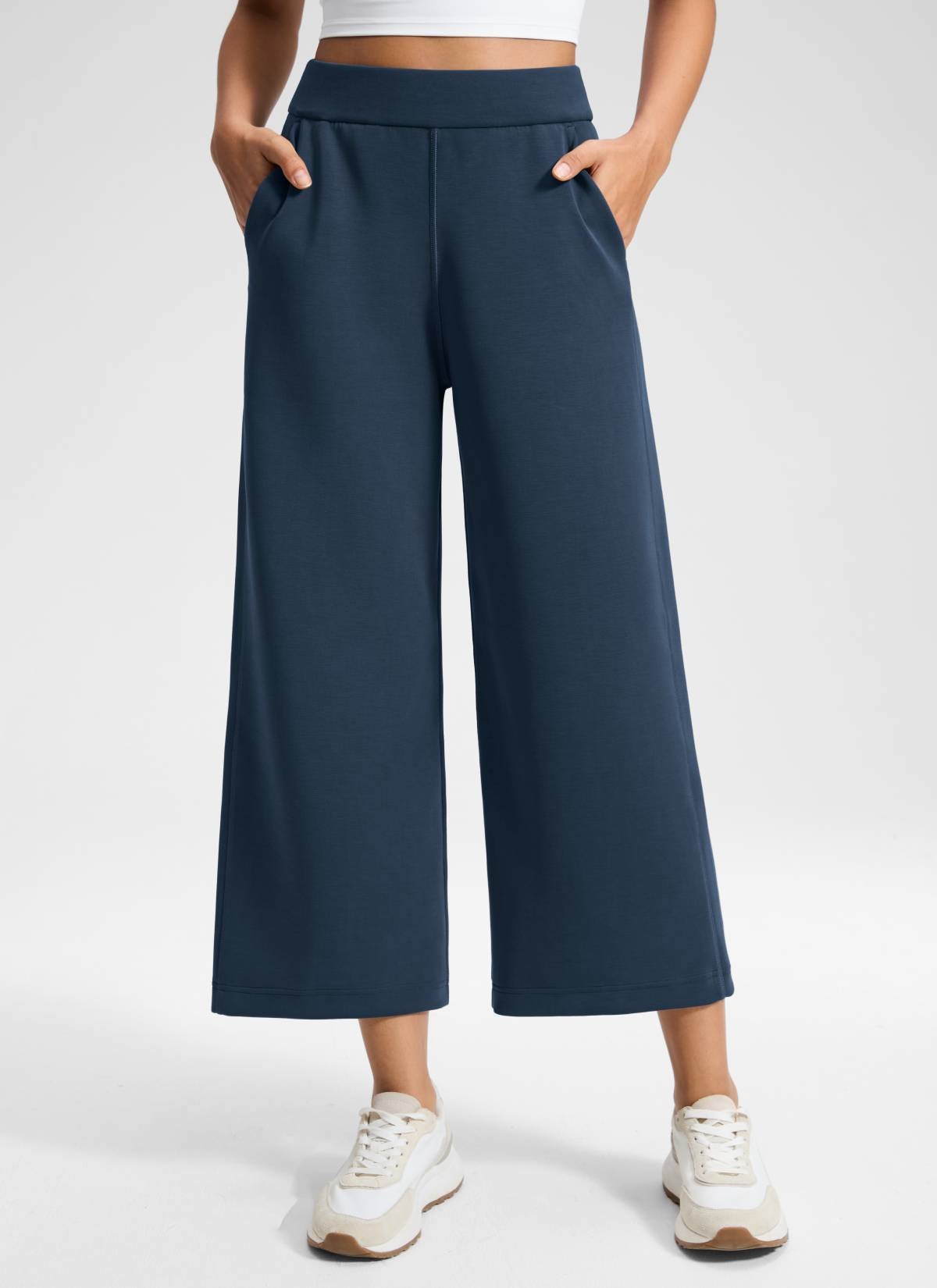 SoftAura Wide Leg Cropped Sweatpant 25"