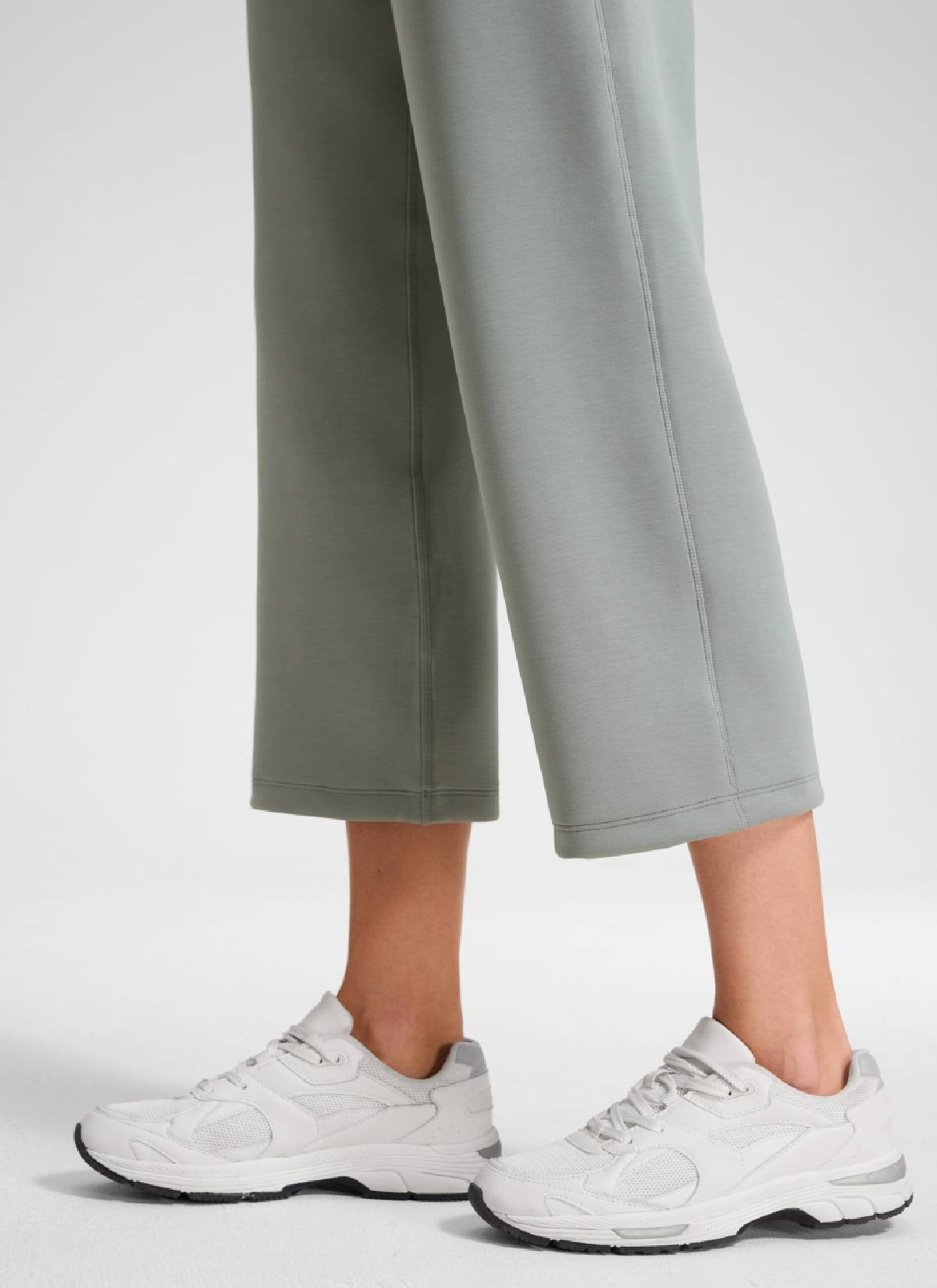 SoftAura Modal High Rise Pocket Sweatpant 24"