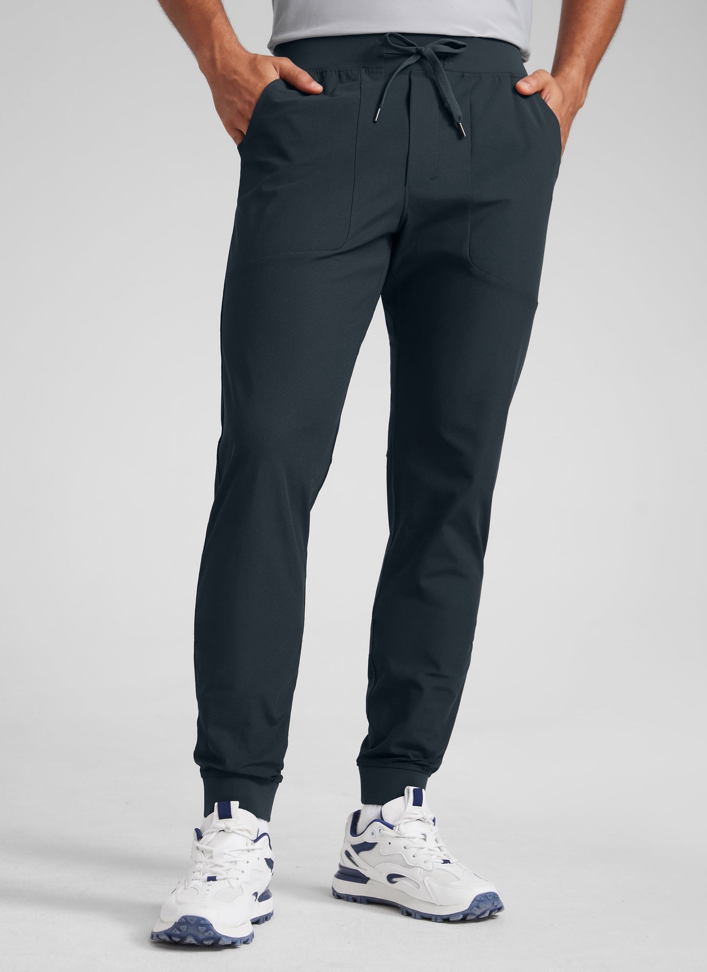 All-day Comfy Slim-Fit Golf Jogger 32''