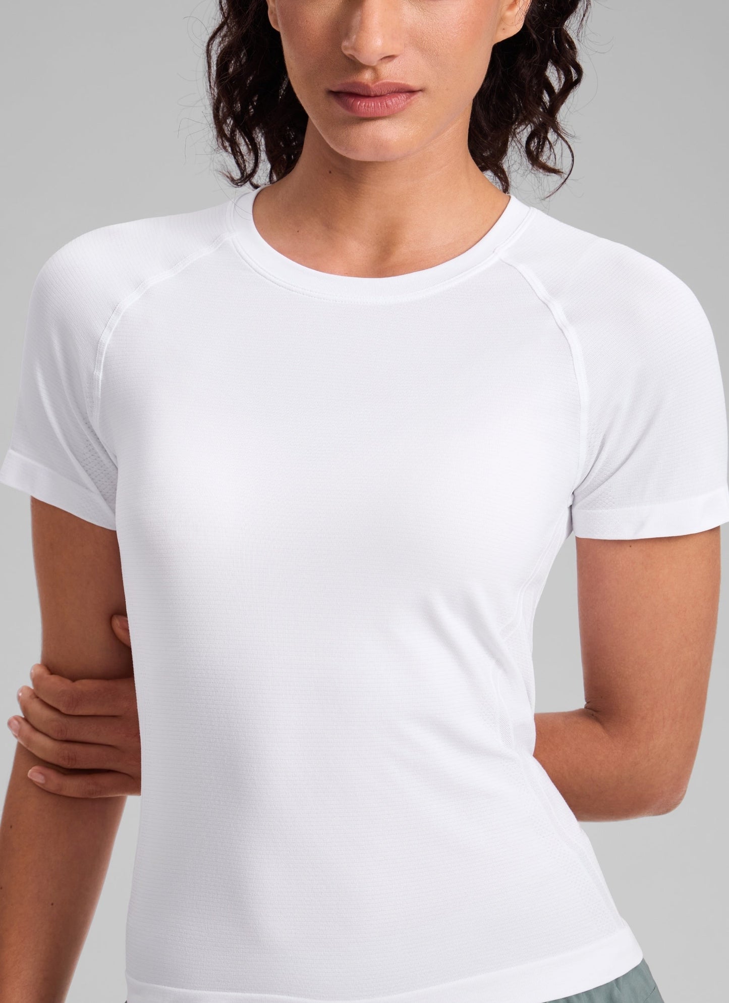 Seamless Waist Length Crewneck Short Sleeve