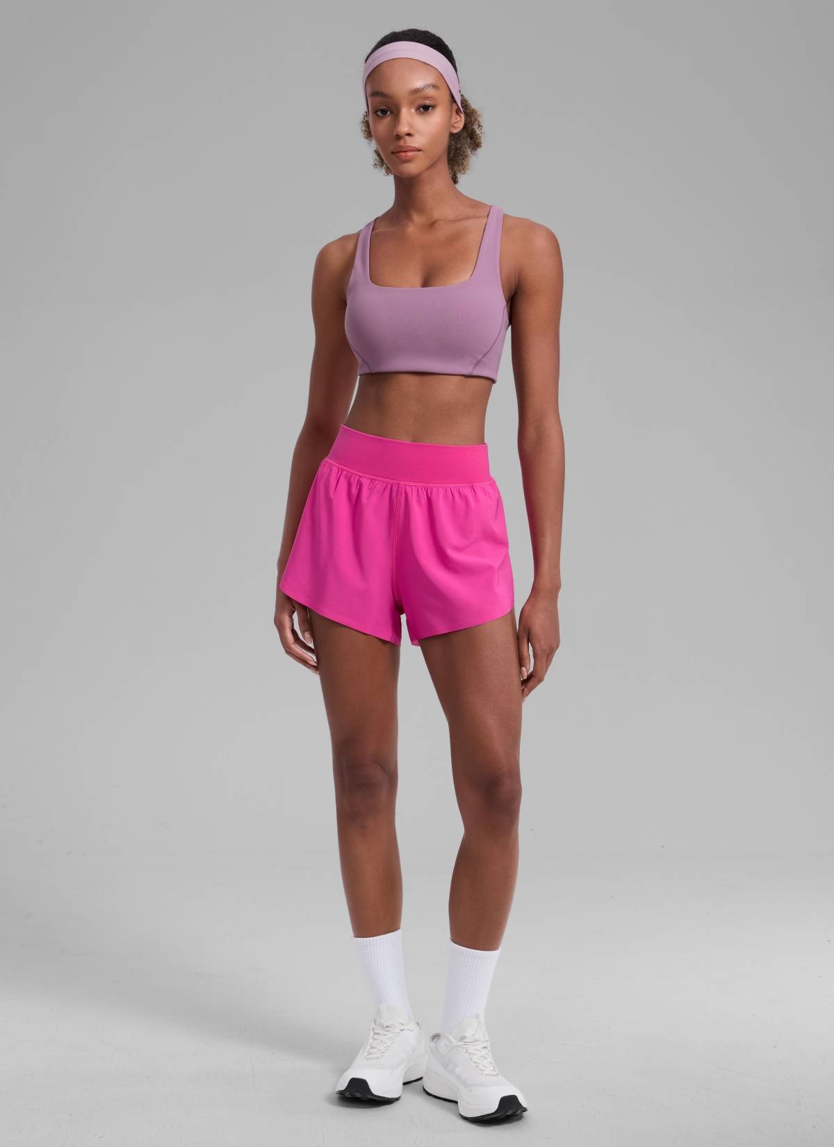 Feathery-Fit Soft Dolphin Lined Shorts 3''