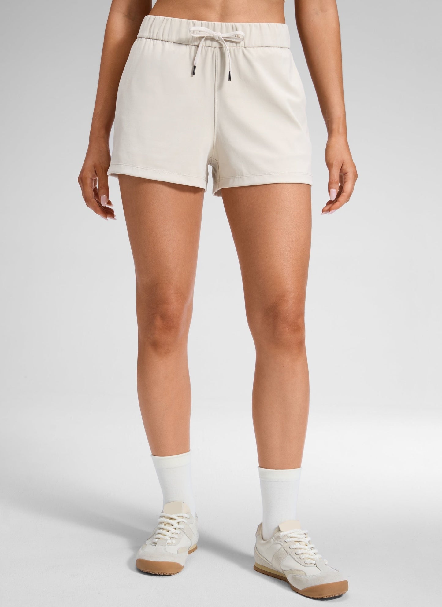 Stretch Mid Rise Pocket Shorts 2.5"