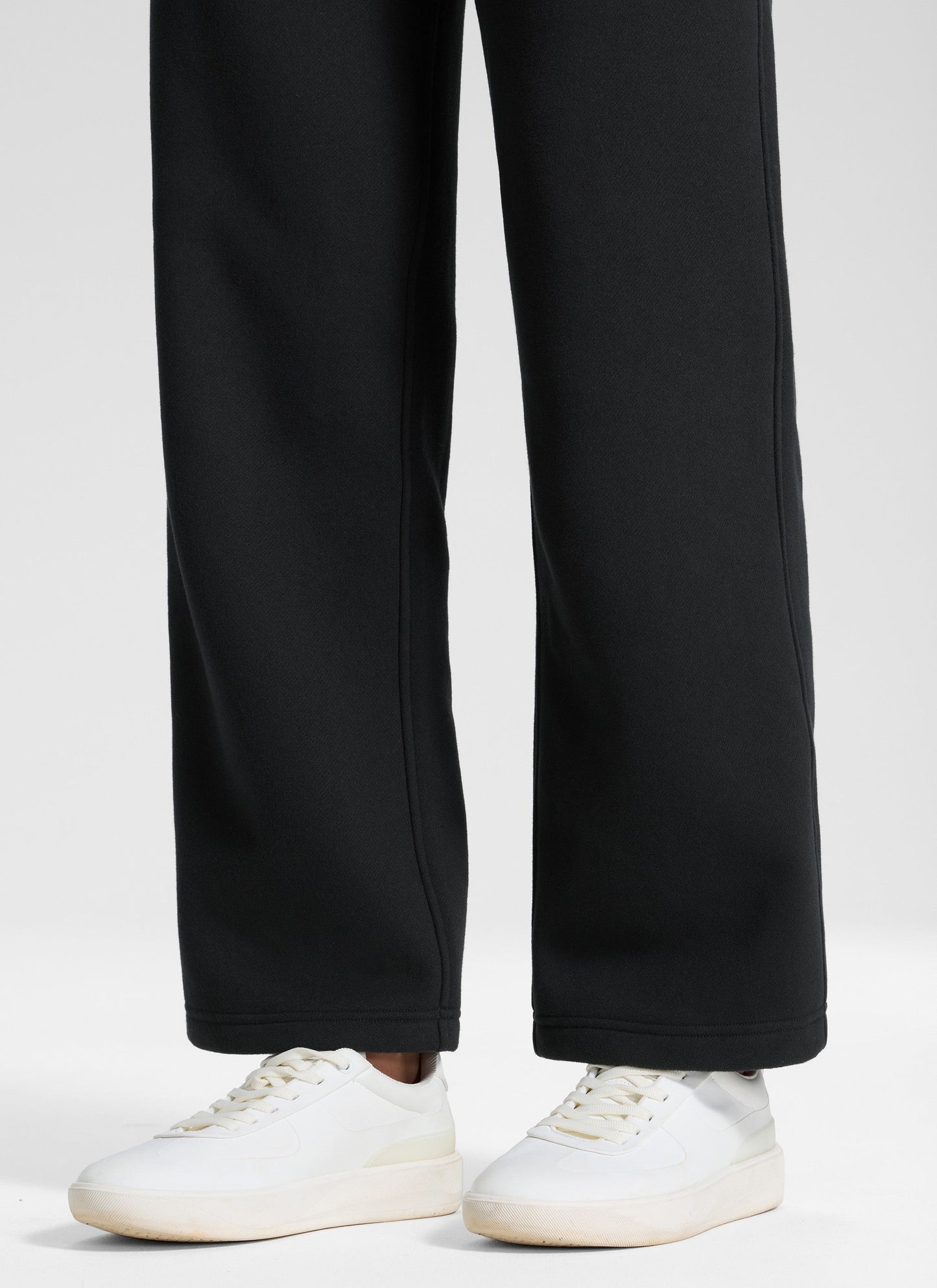 Fleece Lined Straight Leg Sweatpant 28''