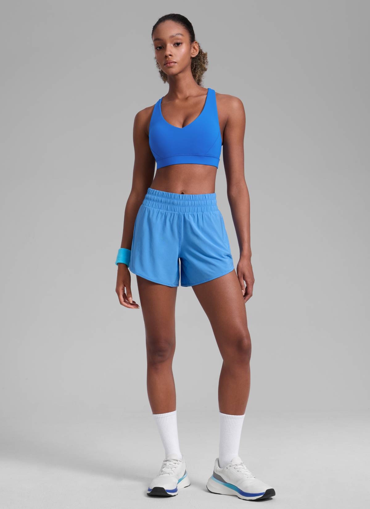 Feathery-Fit Soft Mid Rise Lined Shorts 5''