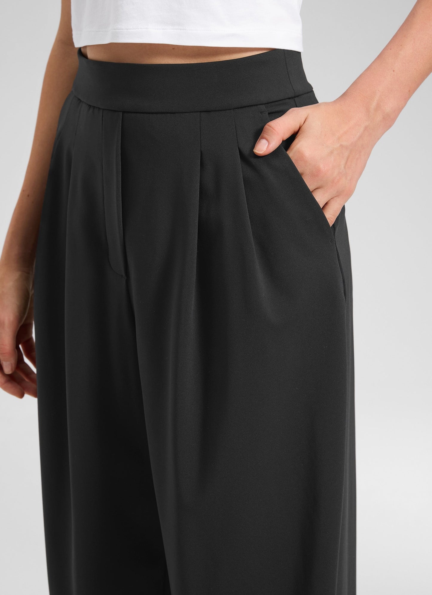 Walk the City Pocket Wide Leg Pant 29"