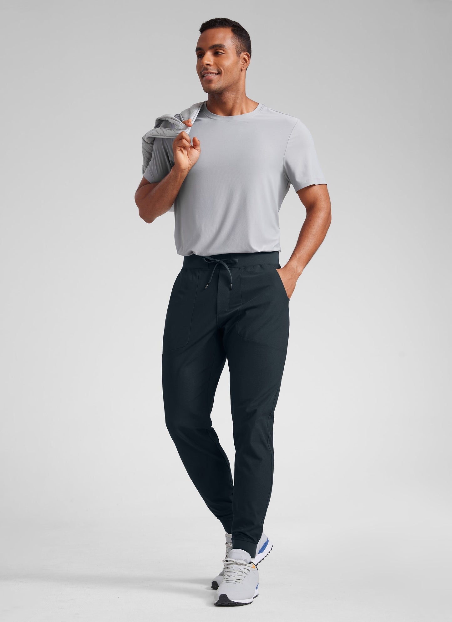 All-day Comfy Slim-Fit Golf Jogger 32''