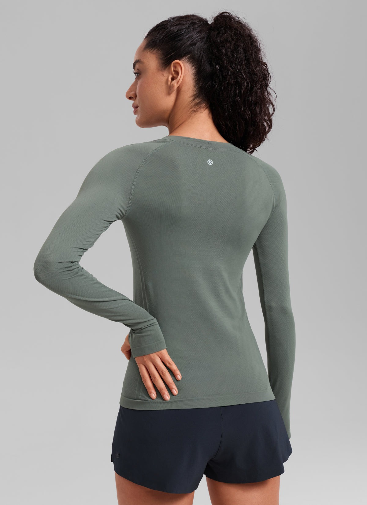 Seamless Crew Neck Long Sleeve