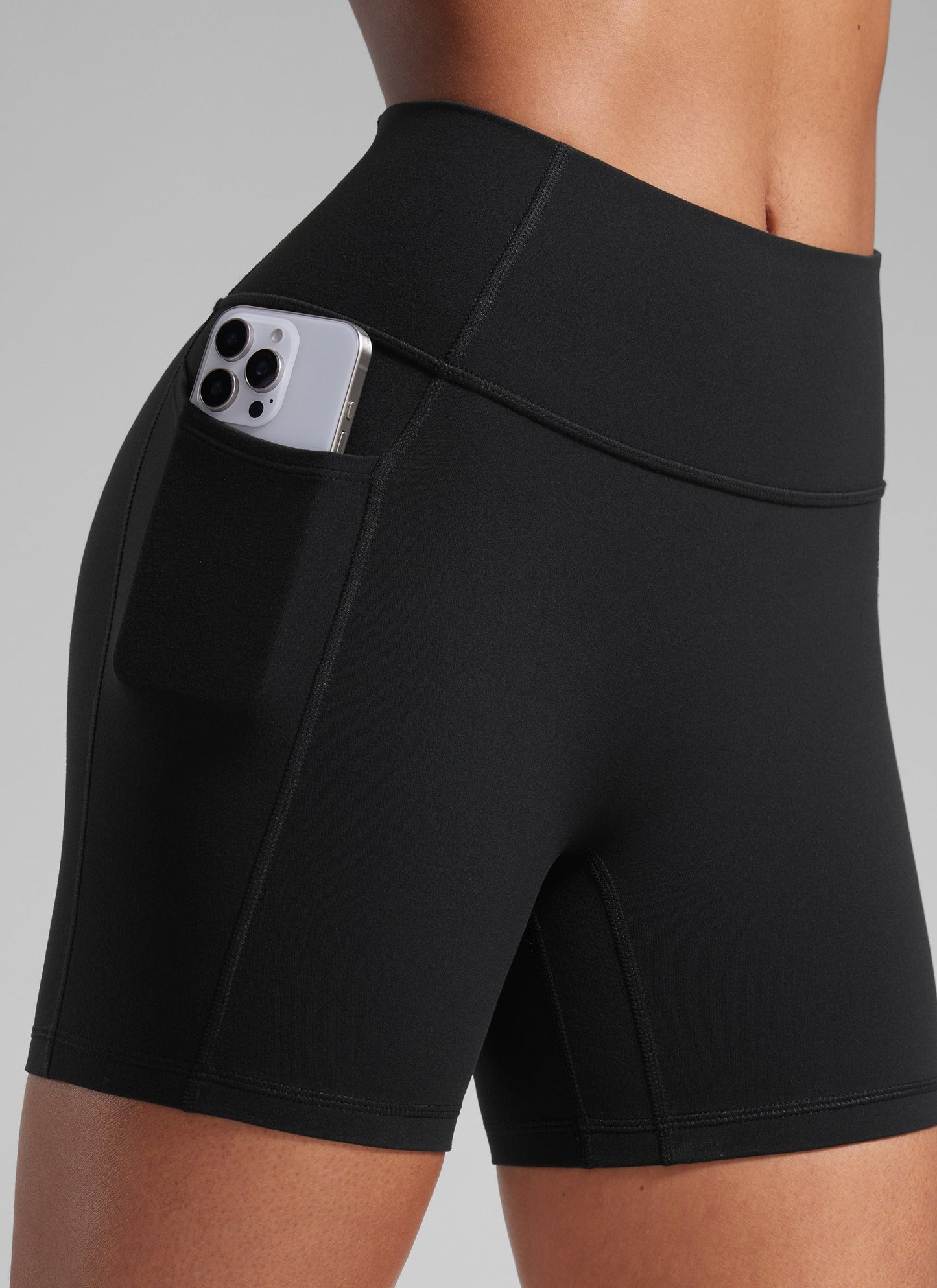 SecretsculptTM No Front Seam Pocket Shorts 5''