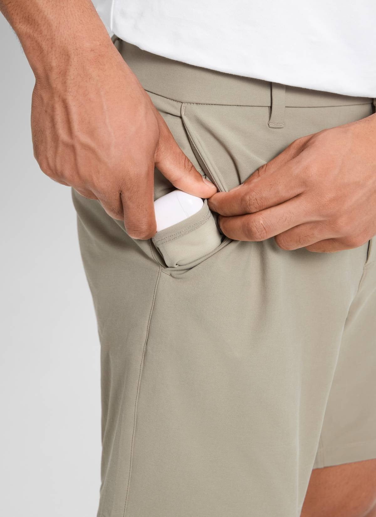 Stretch Cotton Pocket Chino Shorts 7"