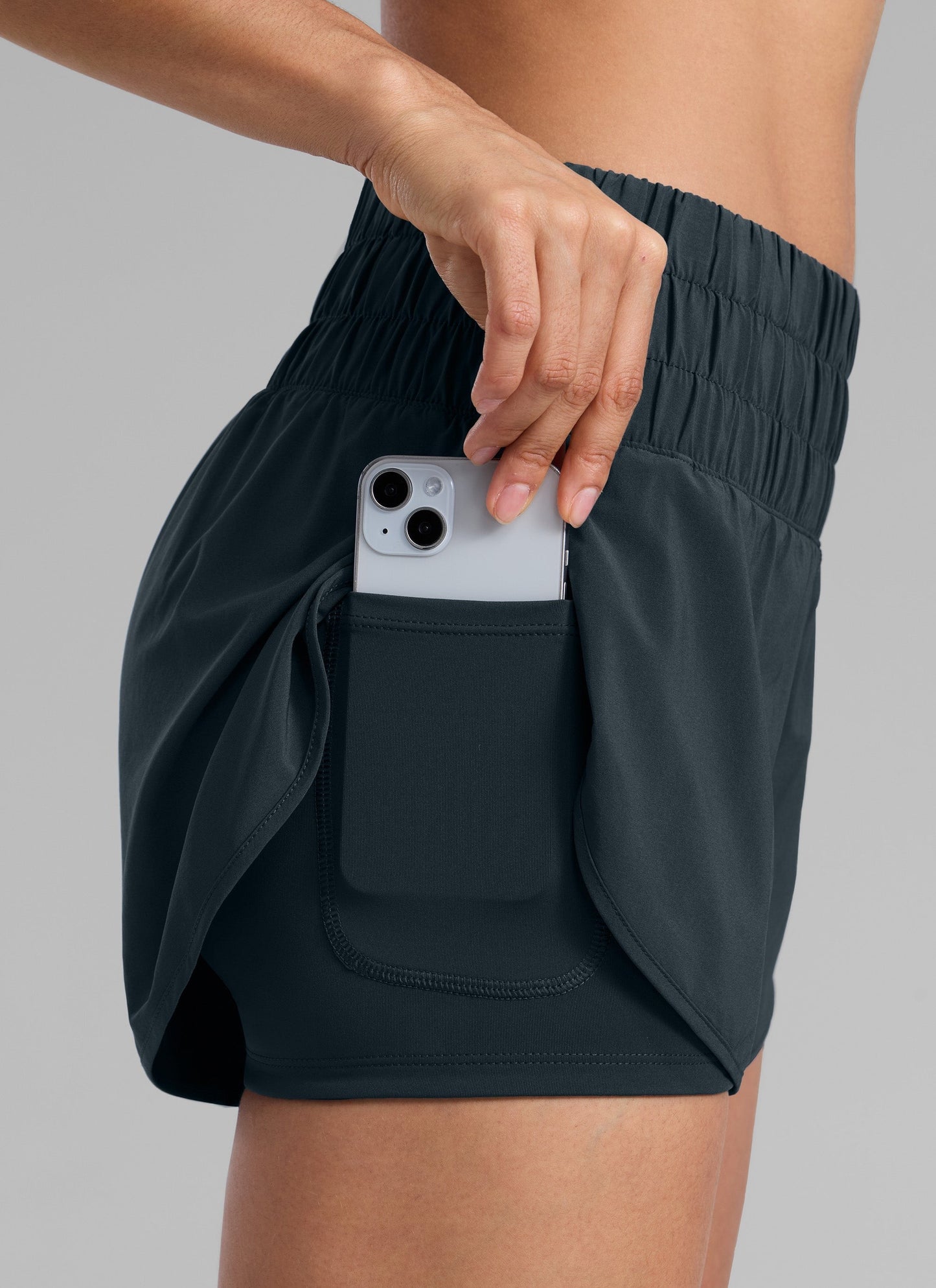 Feathery-Fit Soft 2 in 1 High Rise Shorts 3''