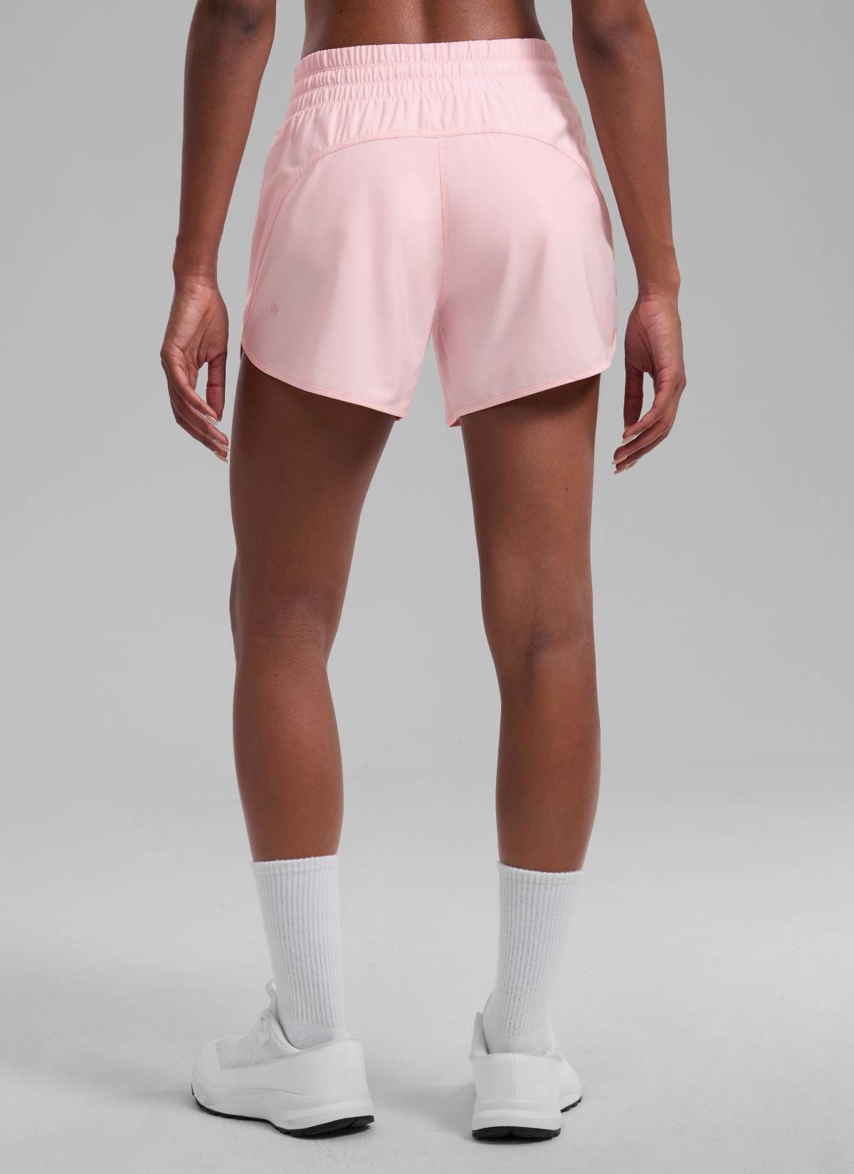 Feathery-Fit Soft Mid Rise Lined Shorts 5''
