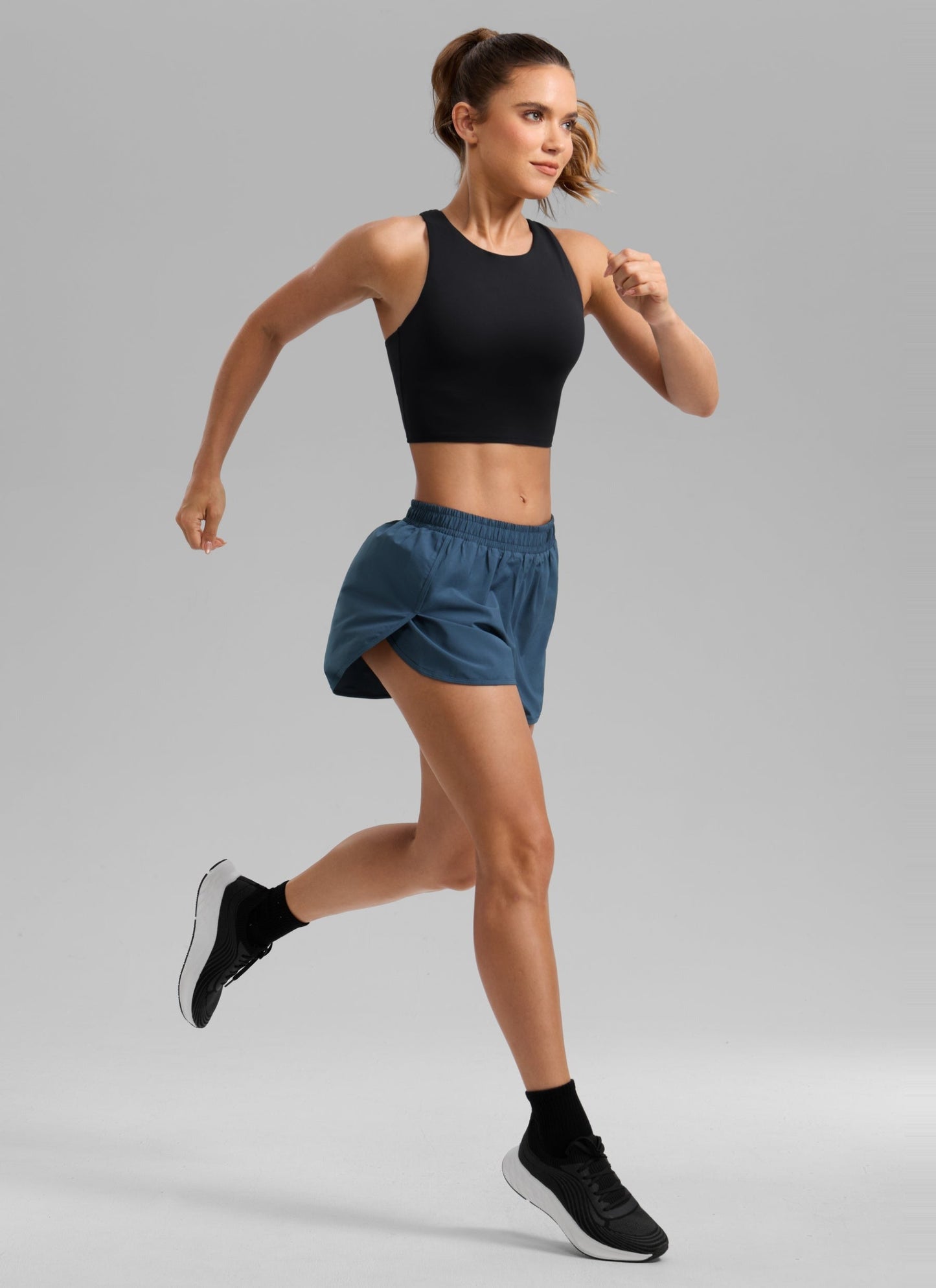 Feathery-Fit Soft Mid Rise Half Split Shorts 2.5''