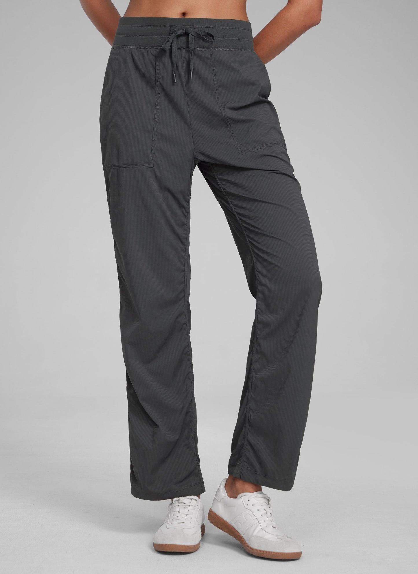 Lightweight Straight Leg Workout Pocket Pant 28"