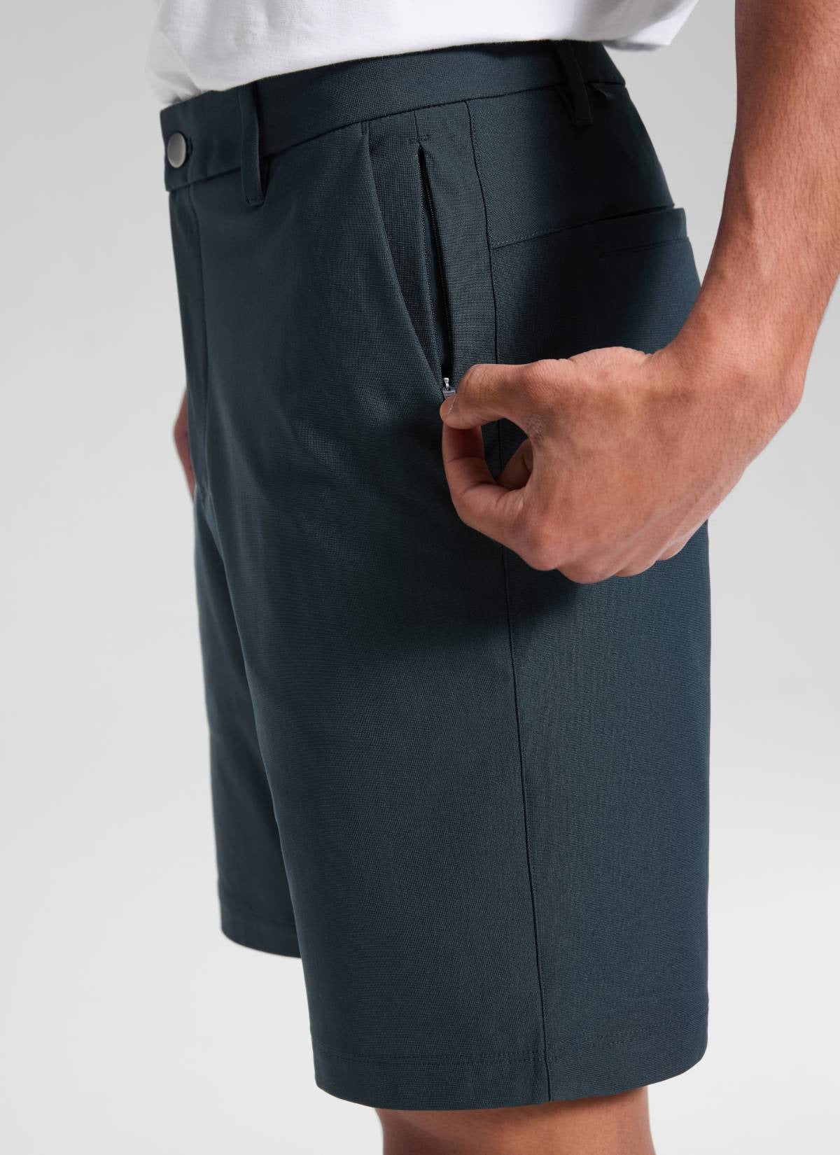 All-Day Comfy Golf Shorts with Pockets 9''
