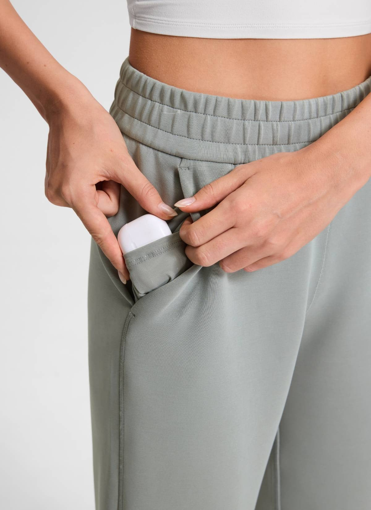 SoftAura Modal High Rise Pocket Sweatpant 24"
