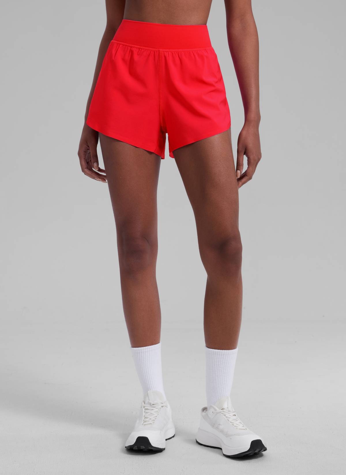 Feathery-Fit Soft Dolphin Lined Shorts 3''