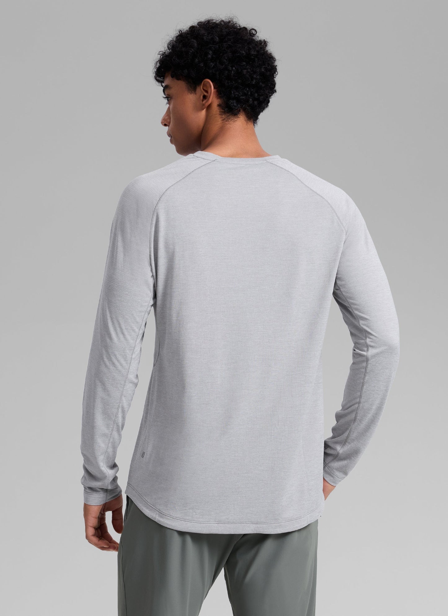 Lightweight Rounded Scallop Bottom Long Sleeves