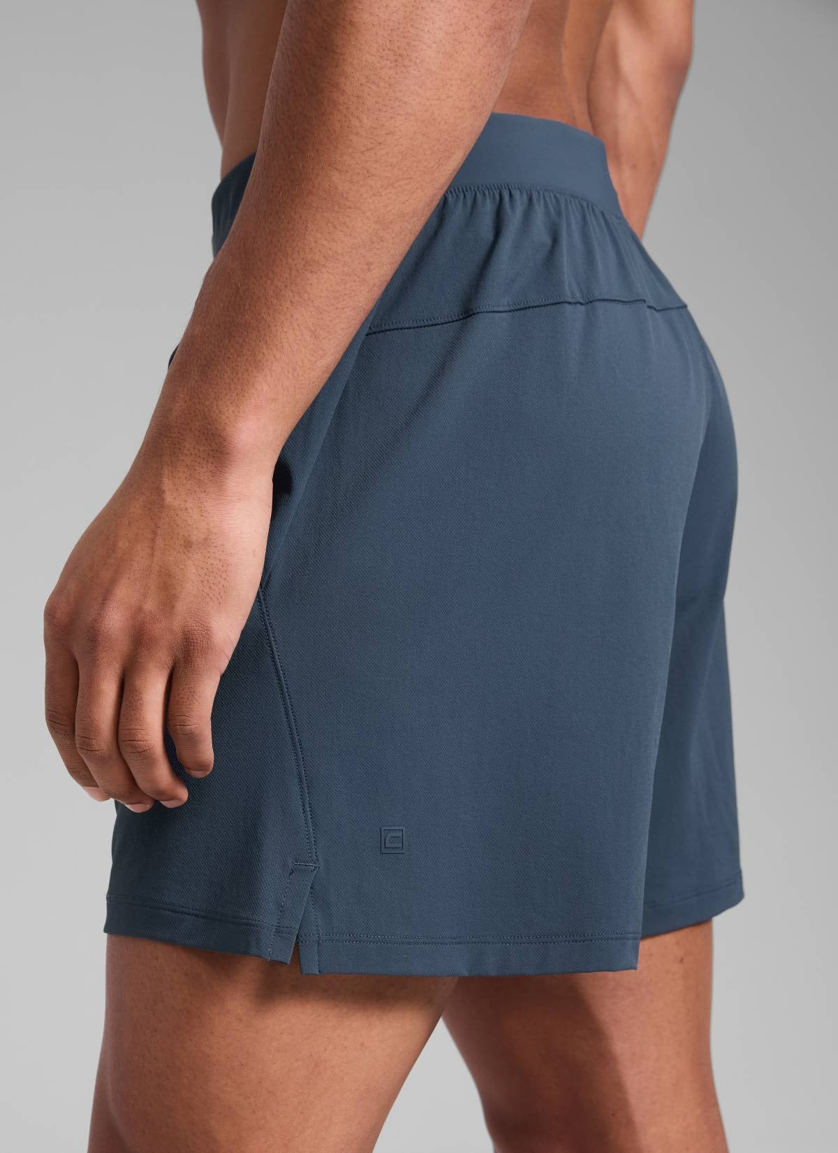 Lightweight Stretchy Athletic Workout Shorts with Zipper Pocket 5''