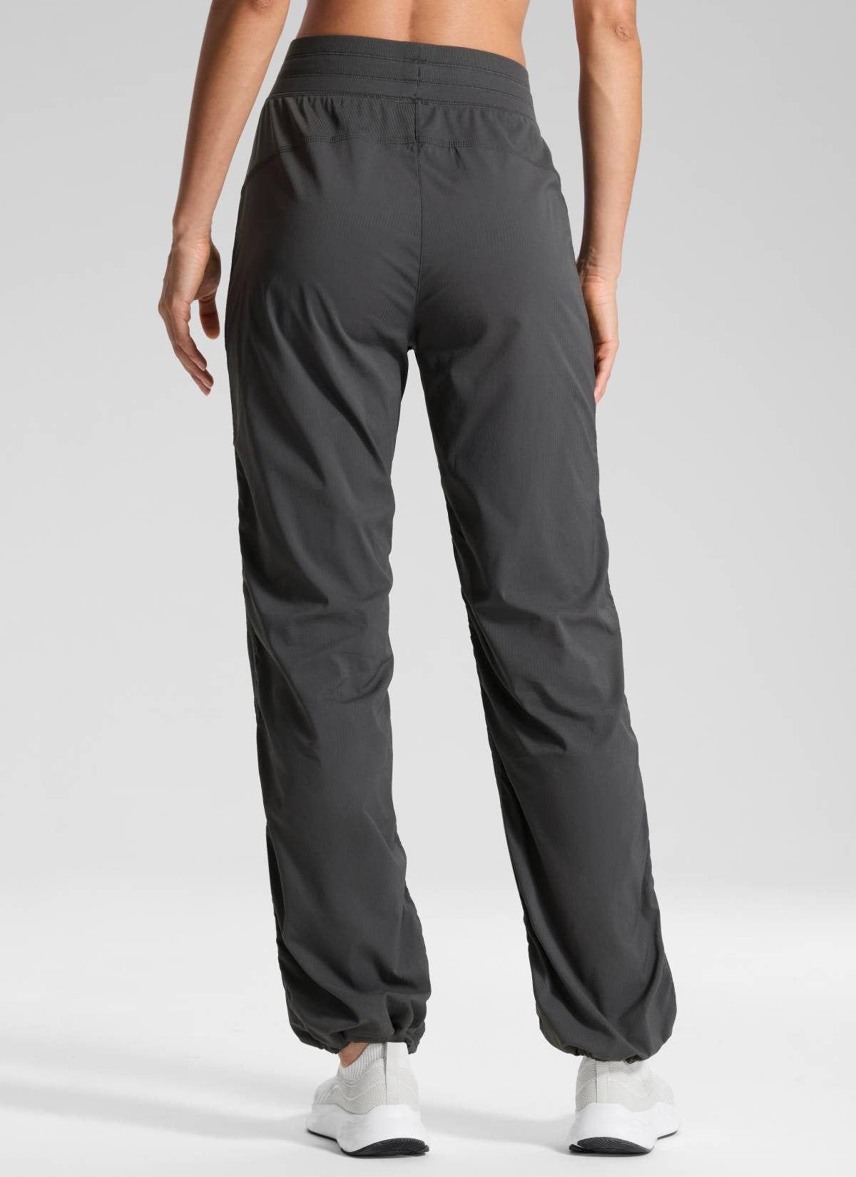 Lightweight Straight Leg Pocket Pant 30"