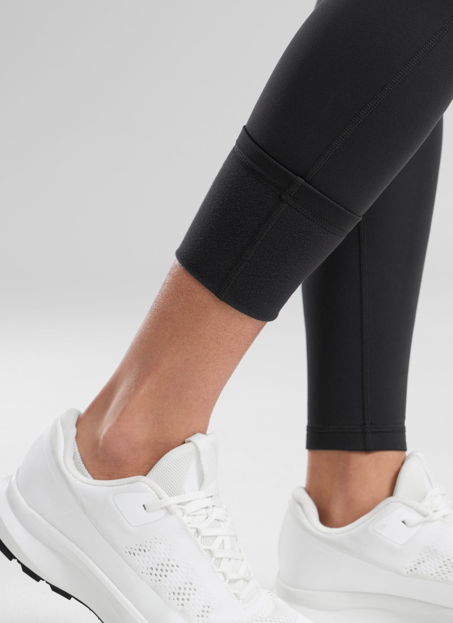 Water Resistant Fleece Lined Pocket Legging 28"