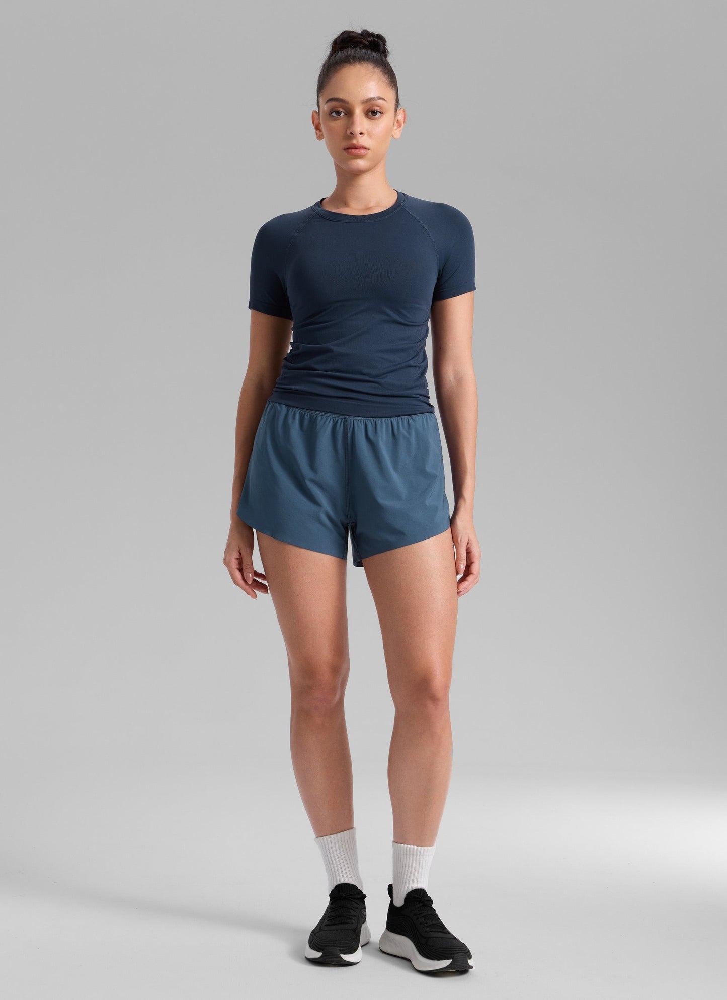 Feathery-Fit Soft Dolphin Lined Shorts 3''