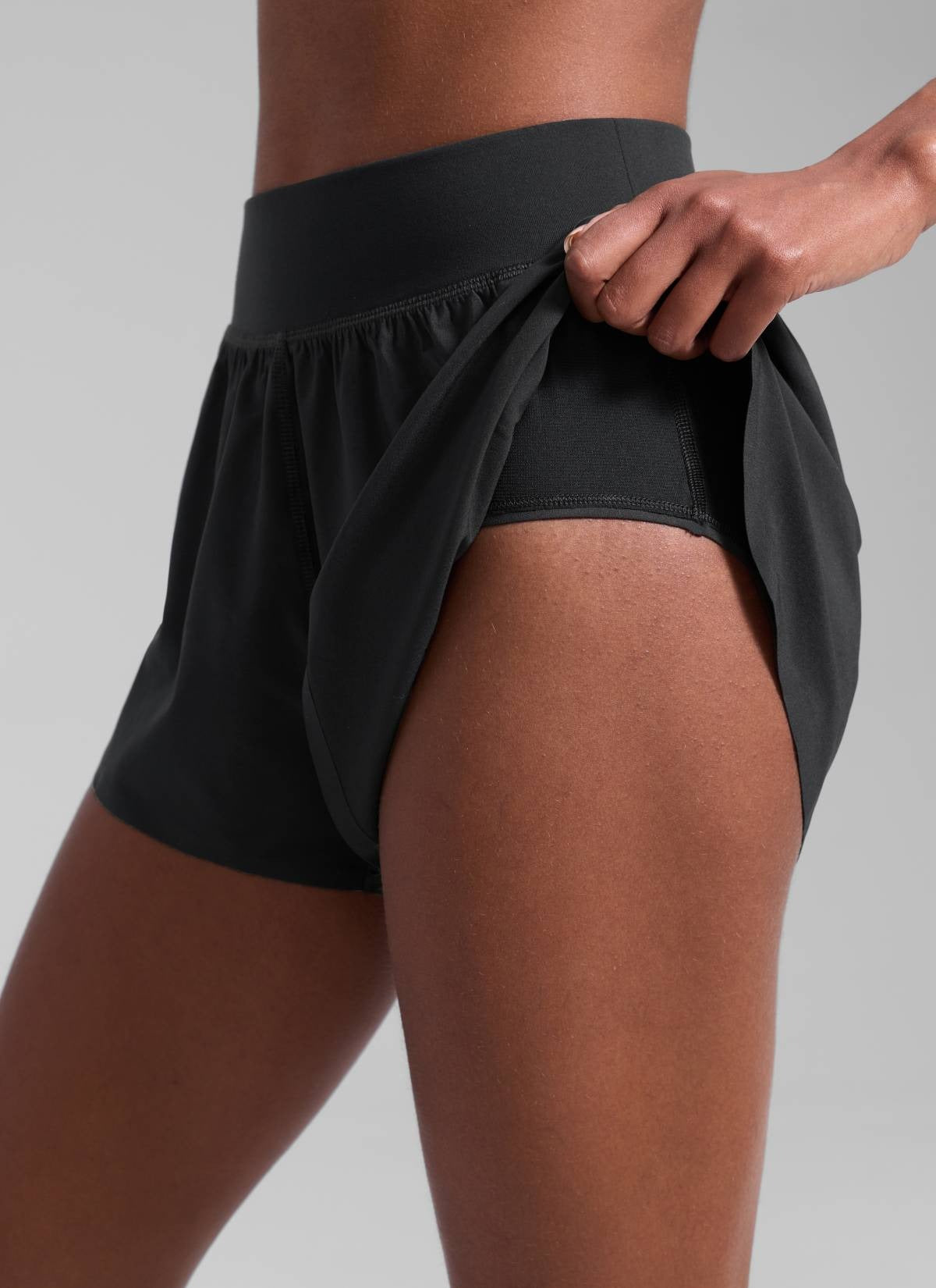 Feathery-Fit Soft Dolphin Lined Shorts 3''